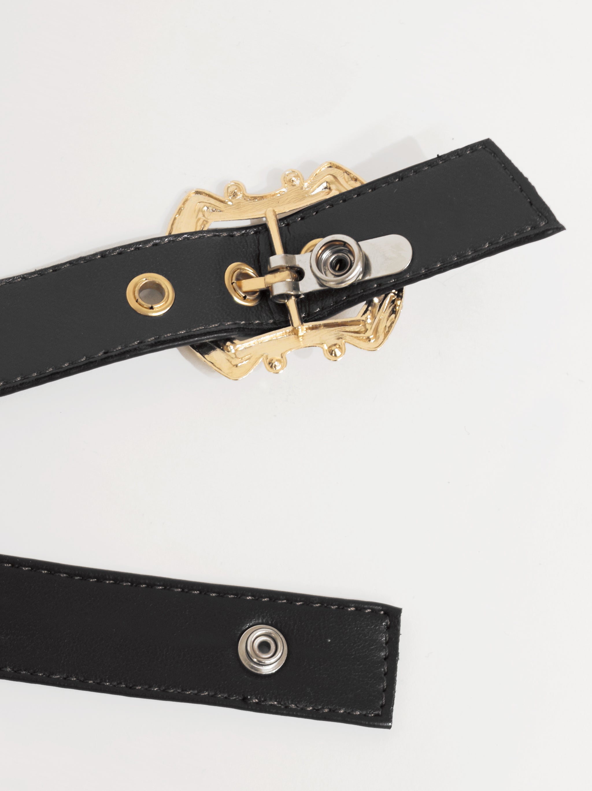 モノグラム型押しフリルショートブーツ – Amavel（アマベル）公式サイト