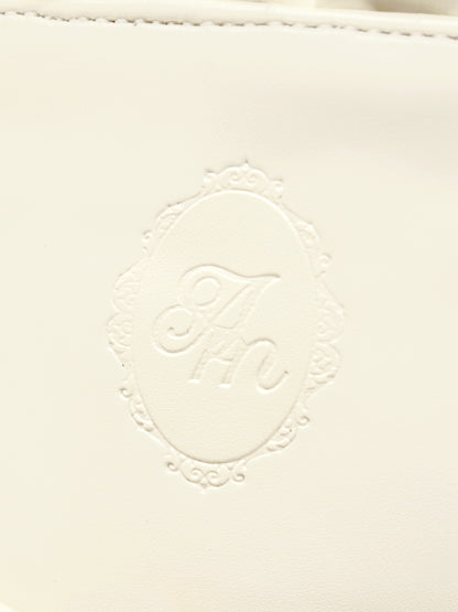 モノグラム型押しフリルショートブーツ ｜Amavel（アマベル）公式サイト