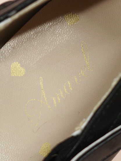 ファーリボン付クロスパンプス ｜Amavel（アマベル）公式サイト