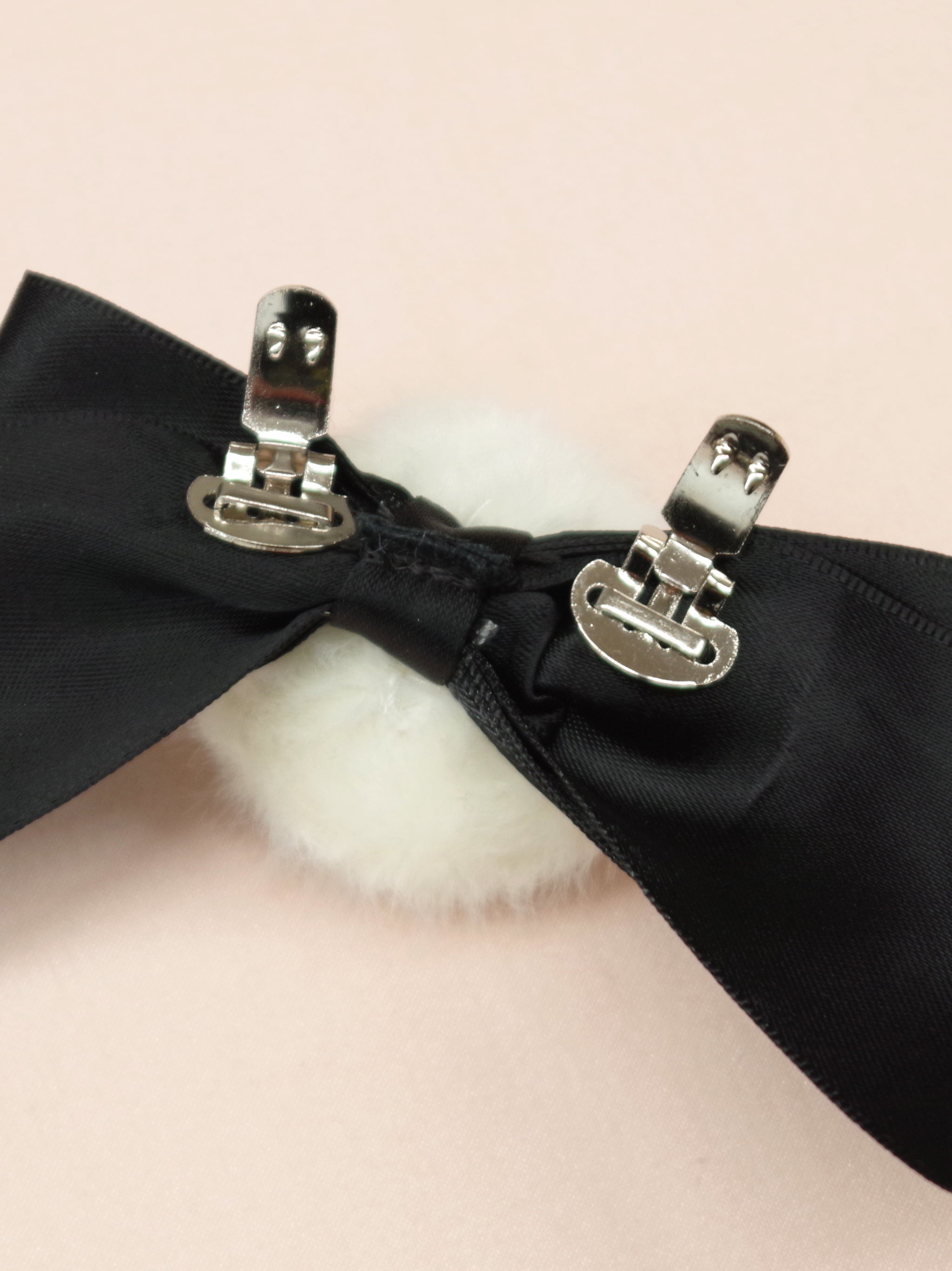 ファーリボン付クロスパンプス ｜Amavel（アマベル）公式サイト