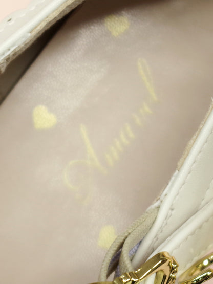 ファーリボン付クロスパンプス ｜Amavel（アマベル）公式サイト