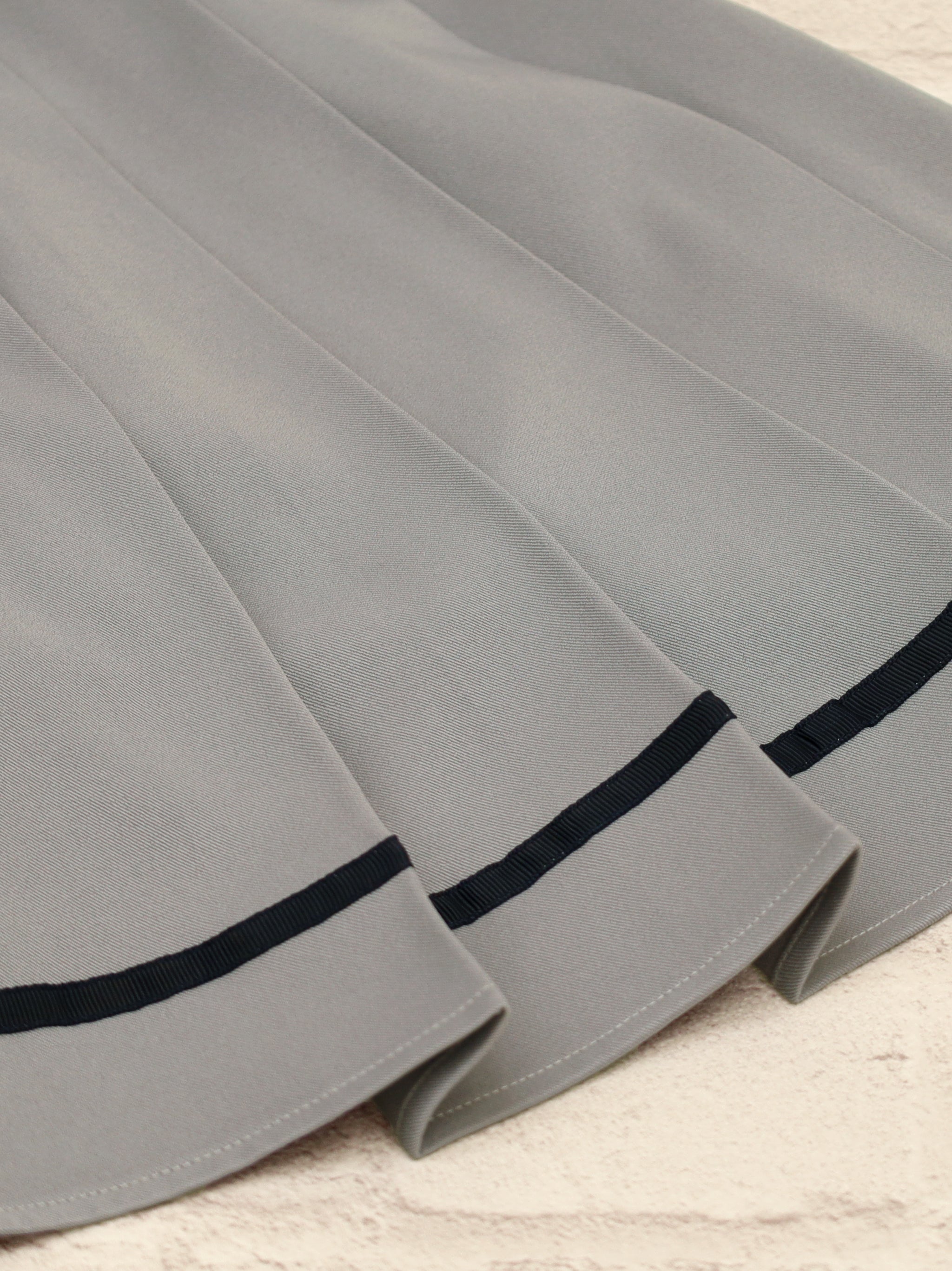 Brave Heart レイヤードプリーツワンピース ｜Amavel（アマベル）公式サイト