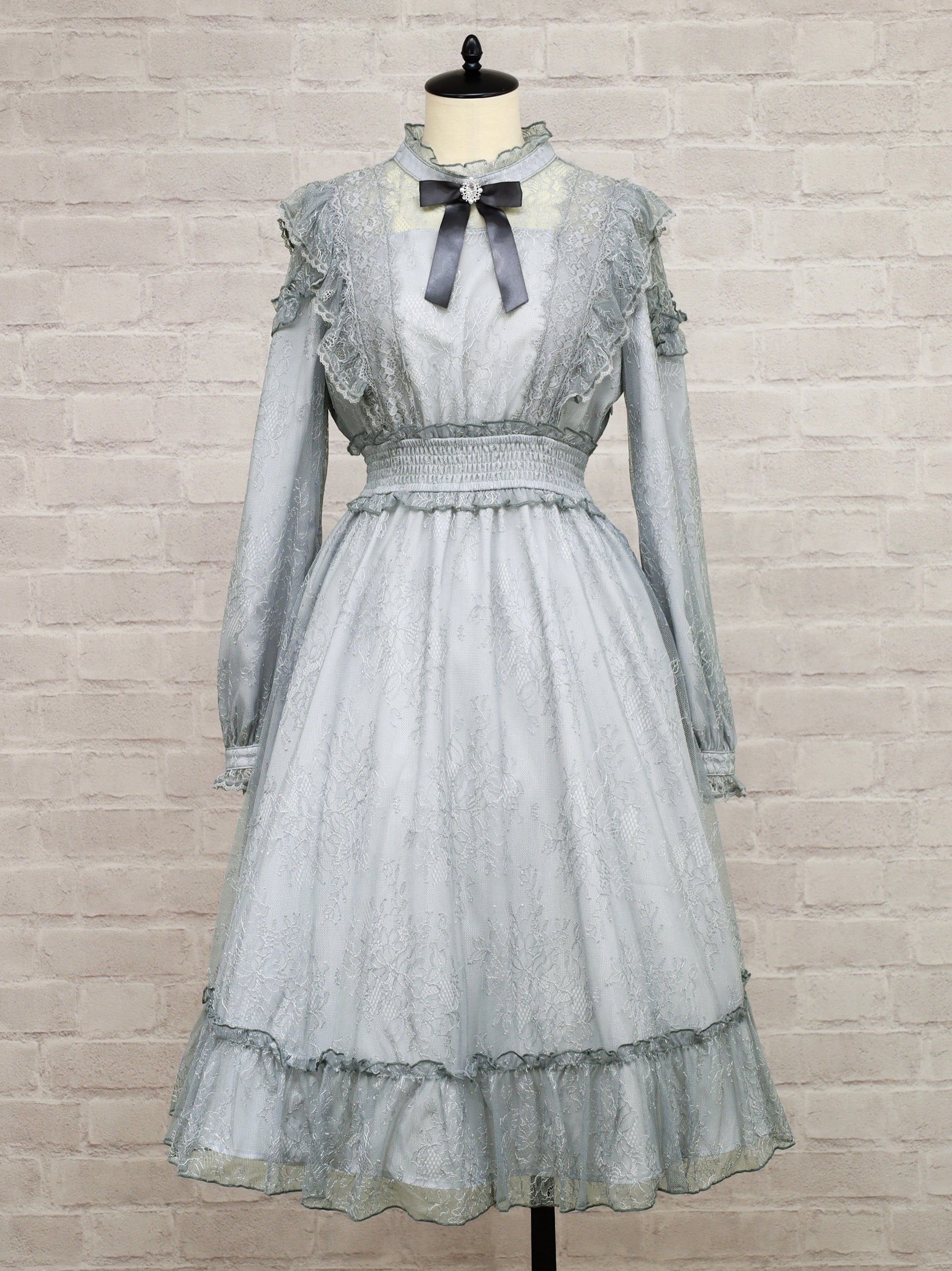 Twinkle Feminine レースワンピース サックスグレー（SaxeGray） FREE ｜Amavel（アマベル）公式サイト