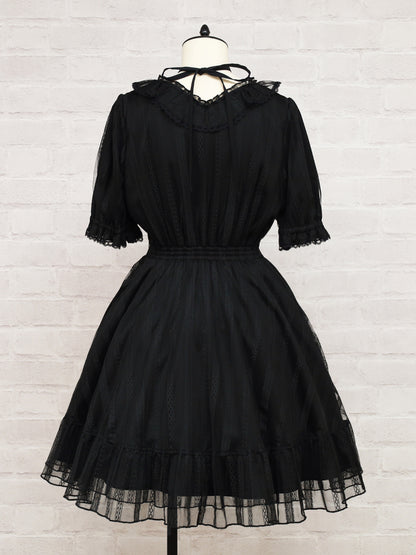 ストライプレースフリルワンピース ｜Amavel（アマベル）公式サイト