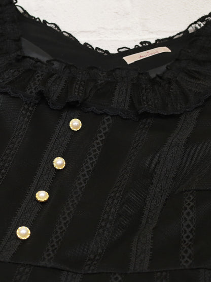 ストライプレースフリルワンピース ｜Amavel（アマベル）公式サイト