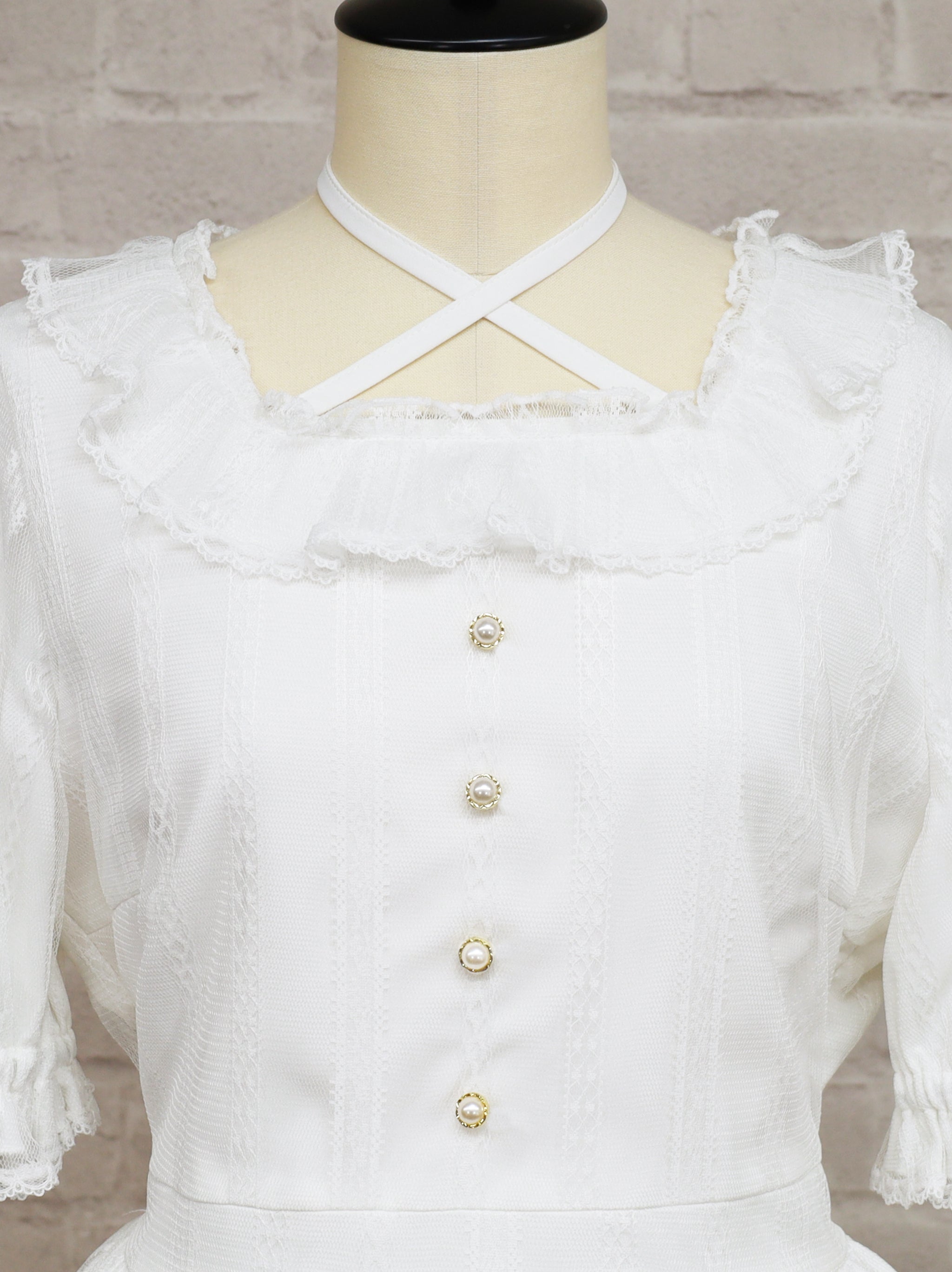 ストライプレースフリルワンピース ｜Amavel（アマベル）公式サイト