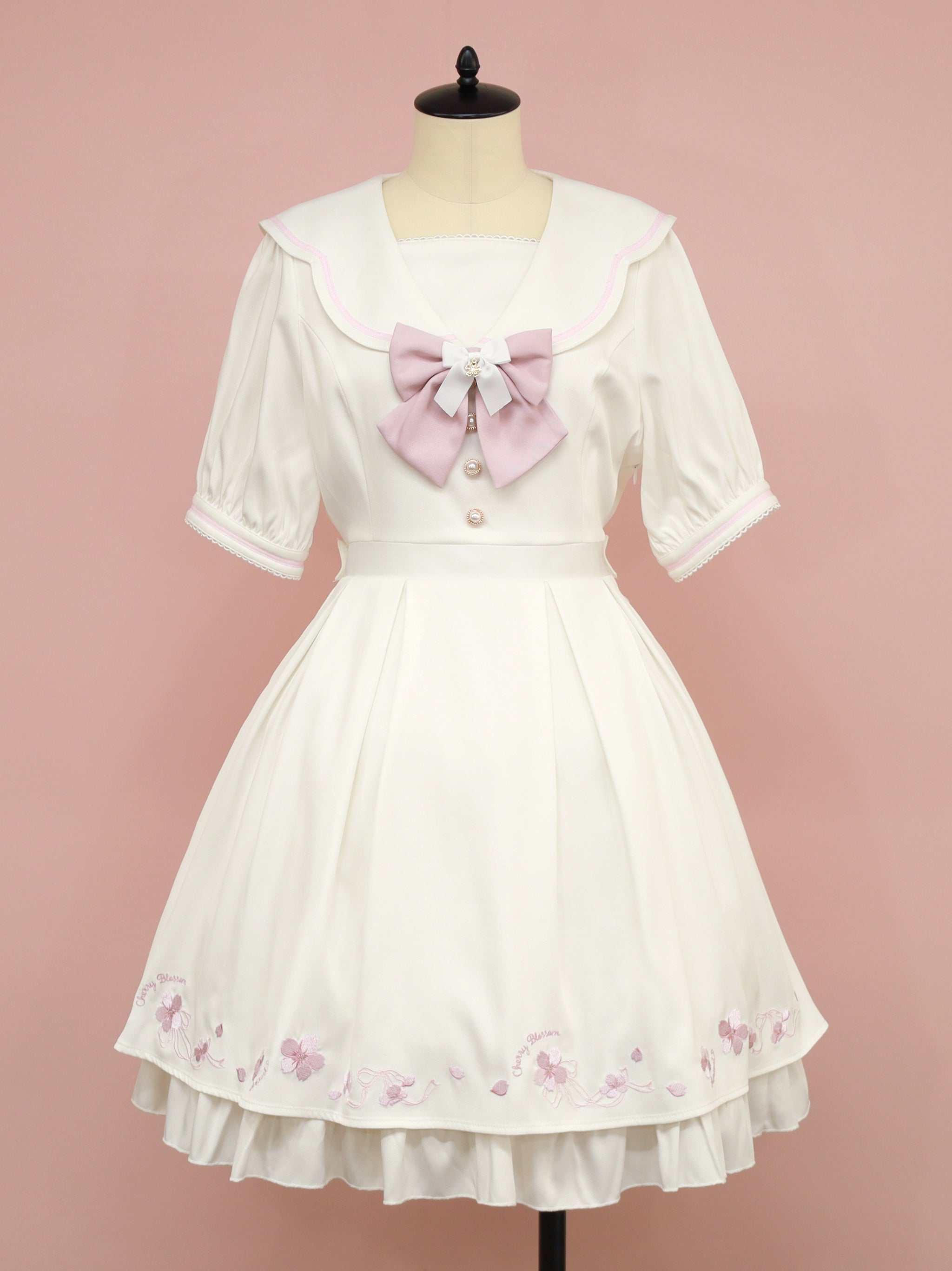 Flowing Cherry Blossom ワンピース アイボリー（Ivory） FREE ｜Amavel（アマベル）公式サイト