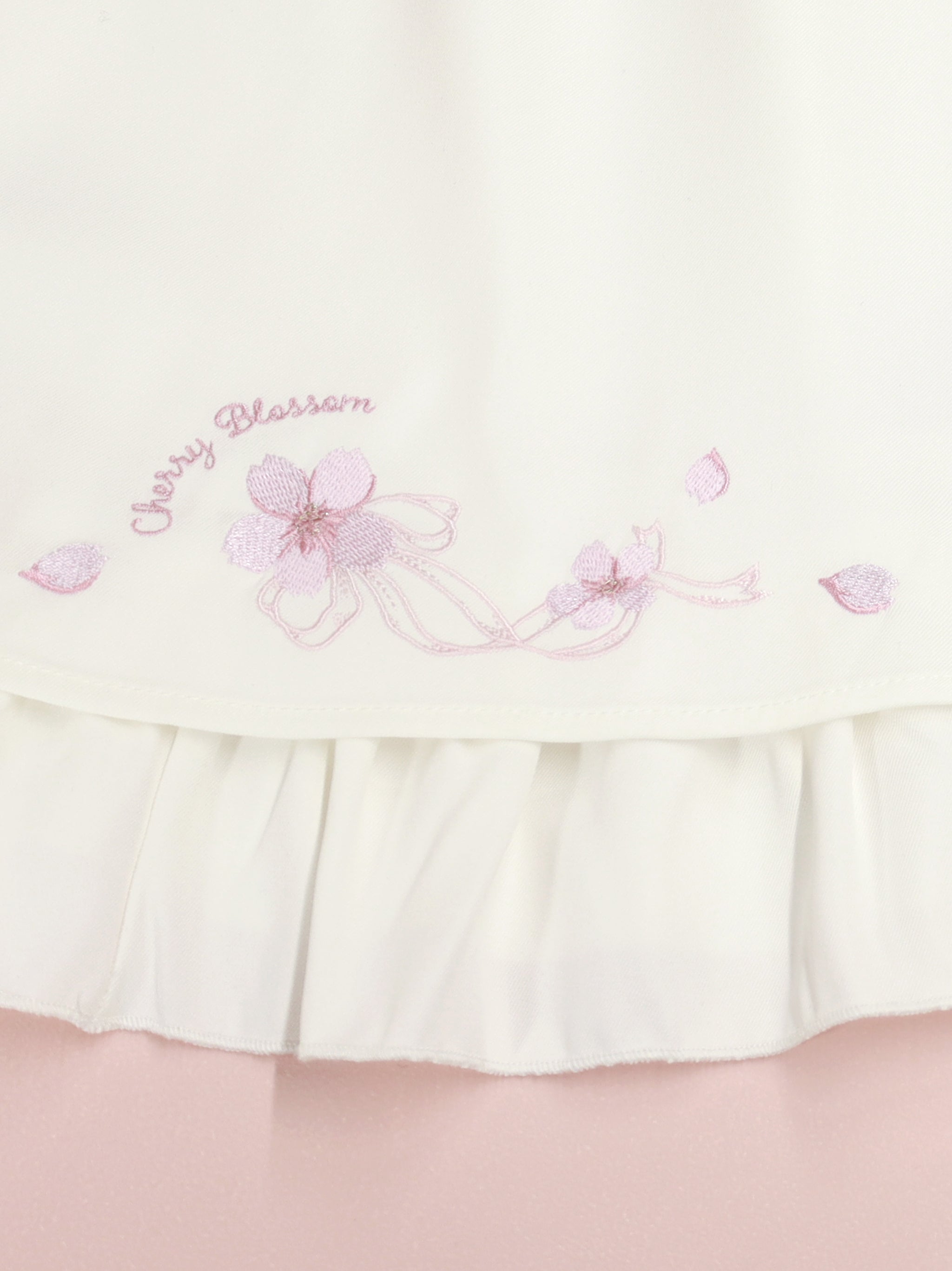 Flowing Cherry Blossom ワンピース – Amavel（アマベル）公式サイト
