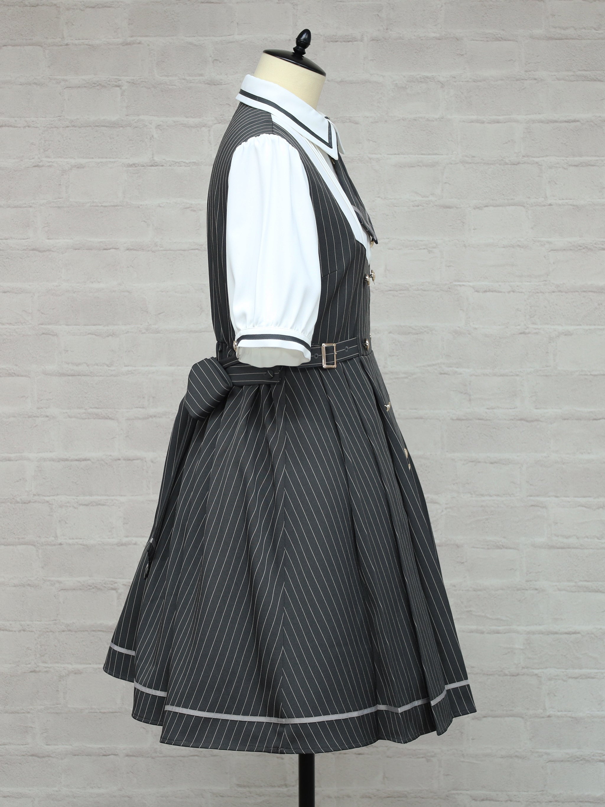 Preppy Line ネクタイ付きワンピース