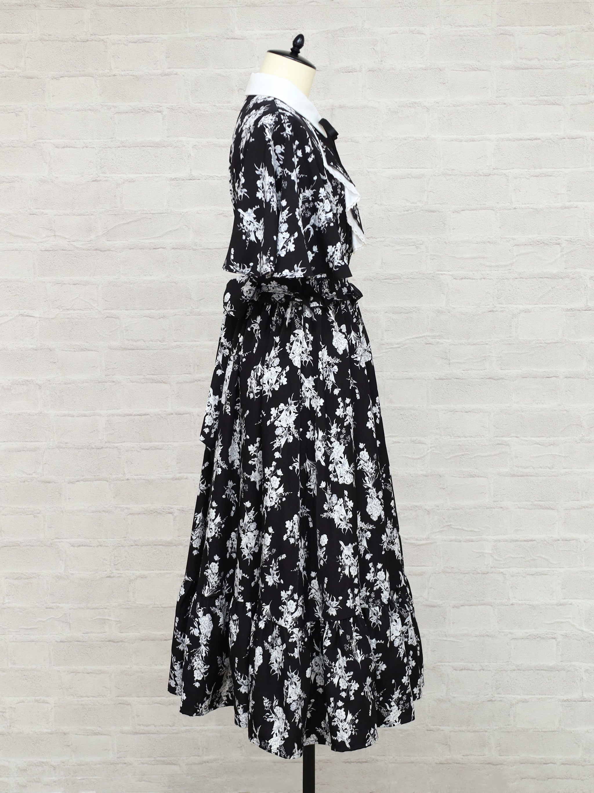 Floral Pattern ロングワンピース ｜Amavel（アマベル）公式サイト