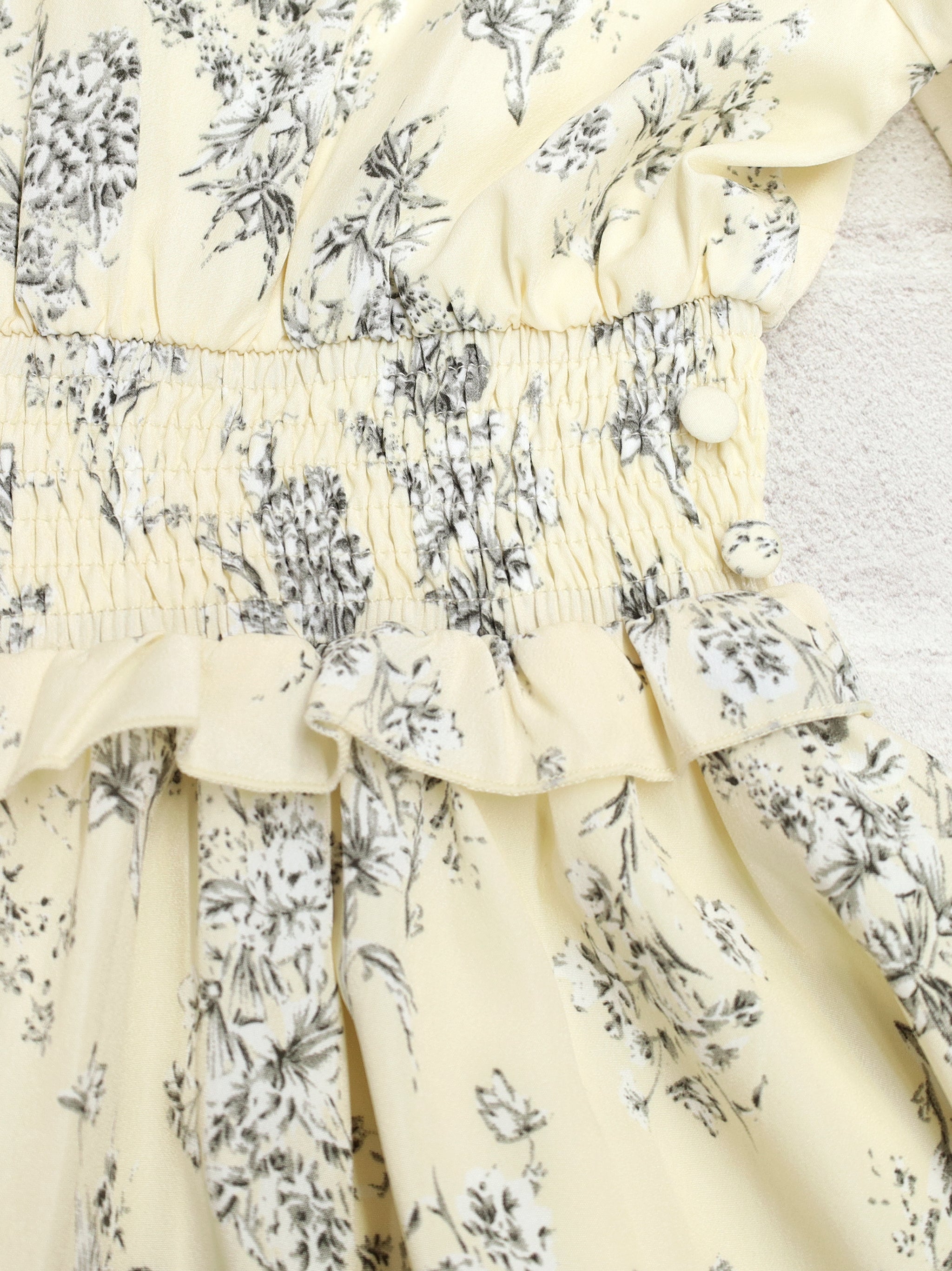 新品未使用タグ付き　ミューベル　MUVEILロングワンピース　結婚式　披露宴 Floral Pattern ロングワンピース – Amavel（アマベル）公式サイト