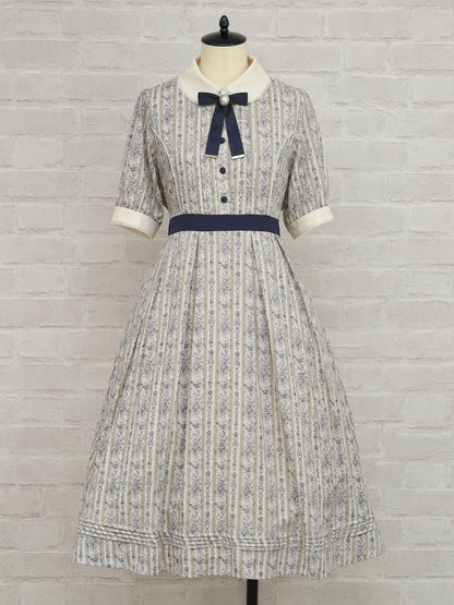 Antique Bloom ミドル丈ワンピース ネイビー（Navy） FREE ｜Amavel（アマベル）公式サイト