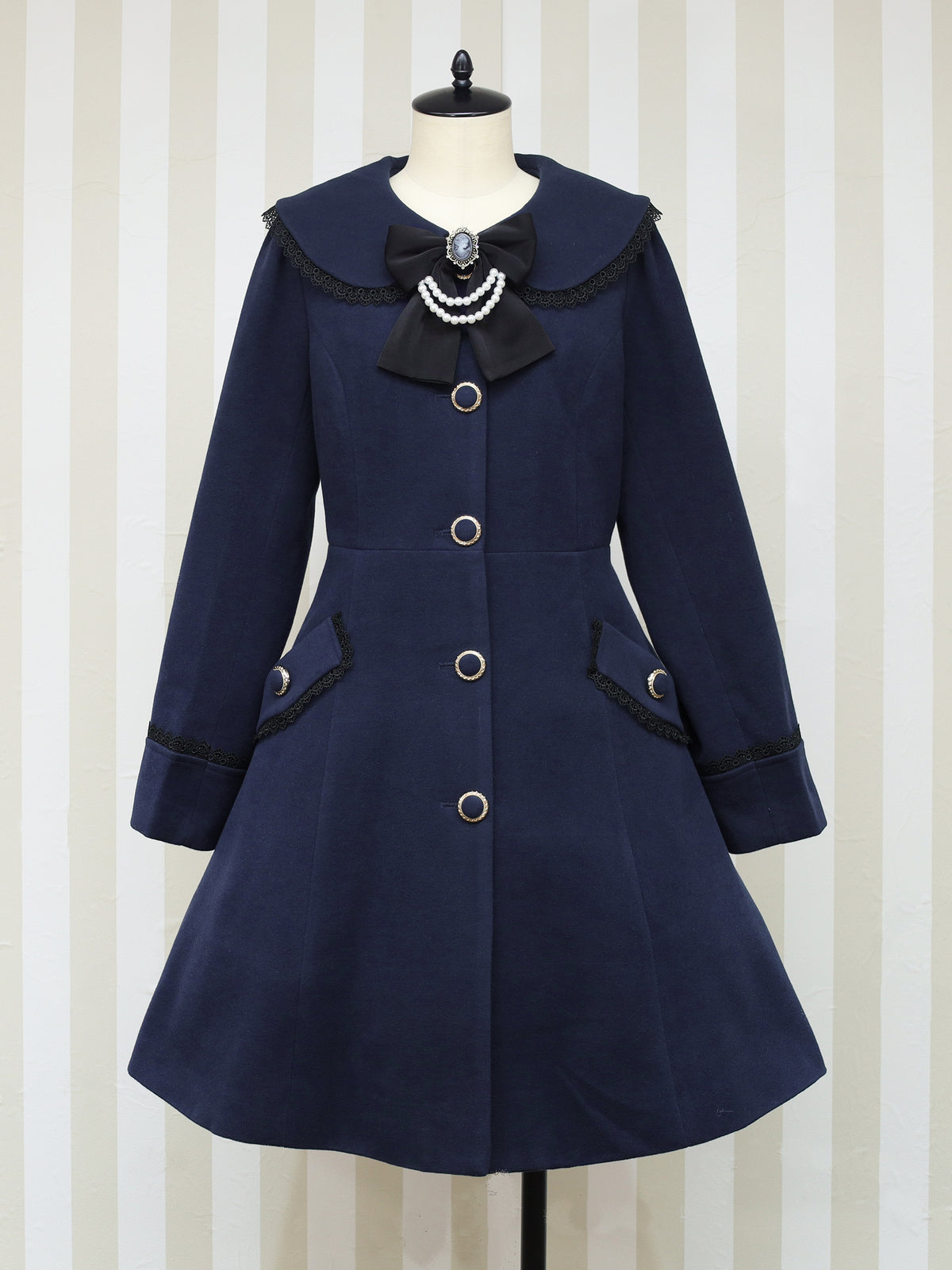 Antique Doll ケープロングコート ｜Amavel（アマベル）公式サイト