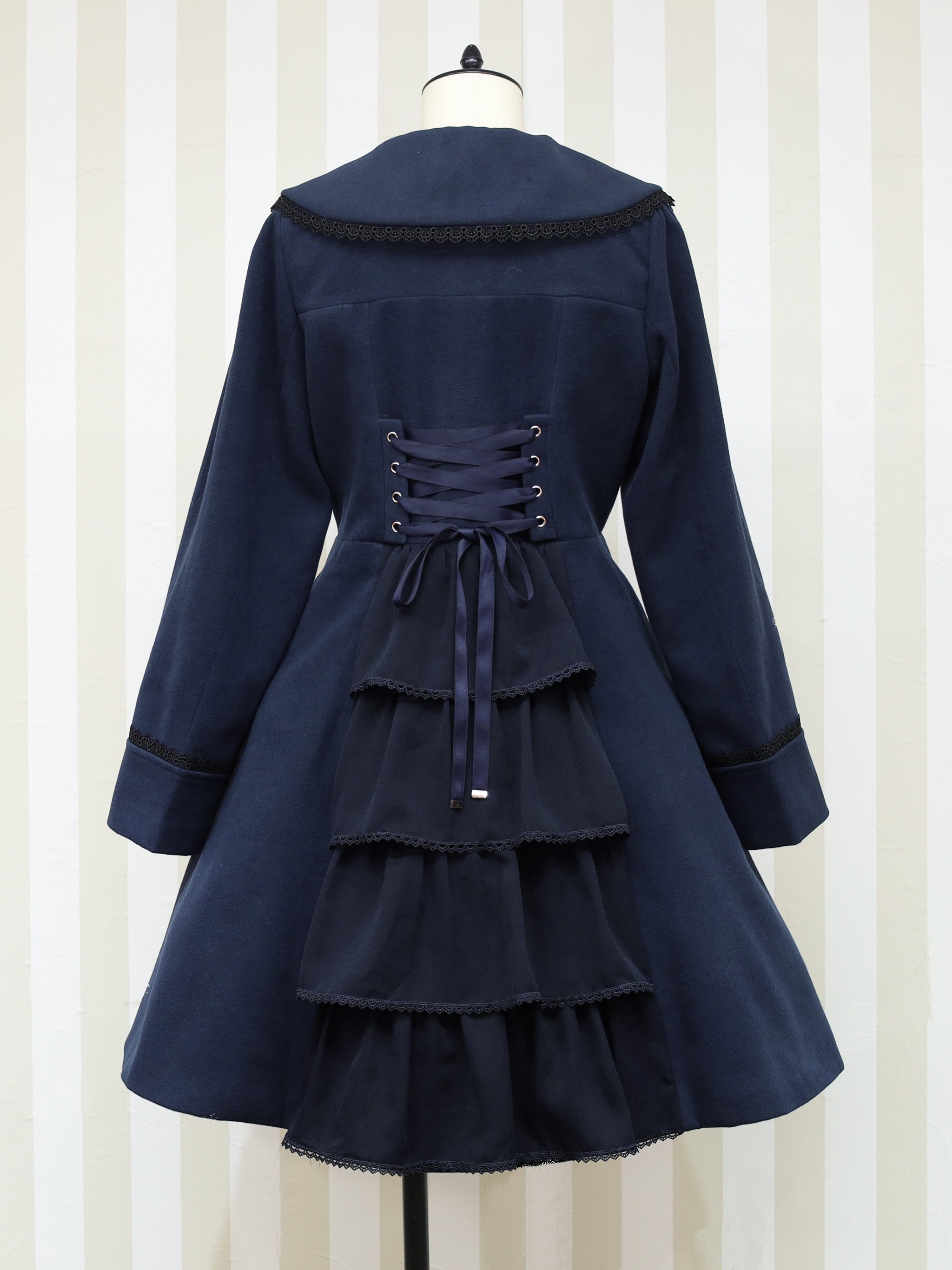Antique Doll ケープロングコート – Amavel（アマベル）公式サイト