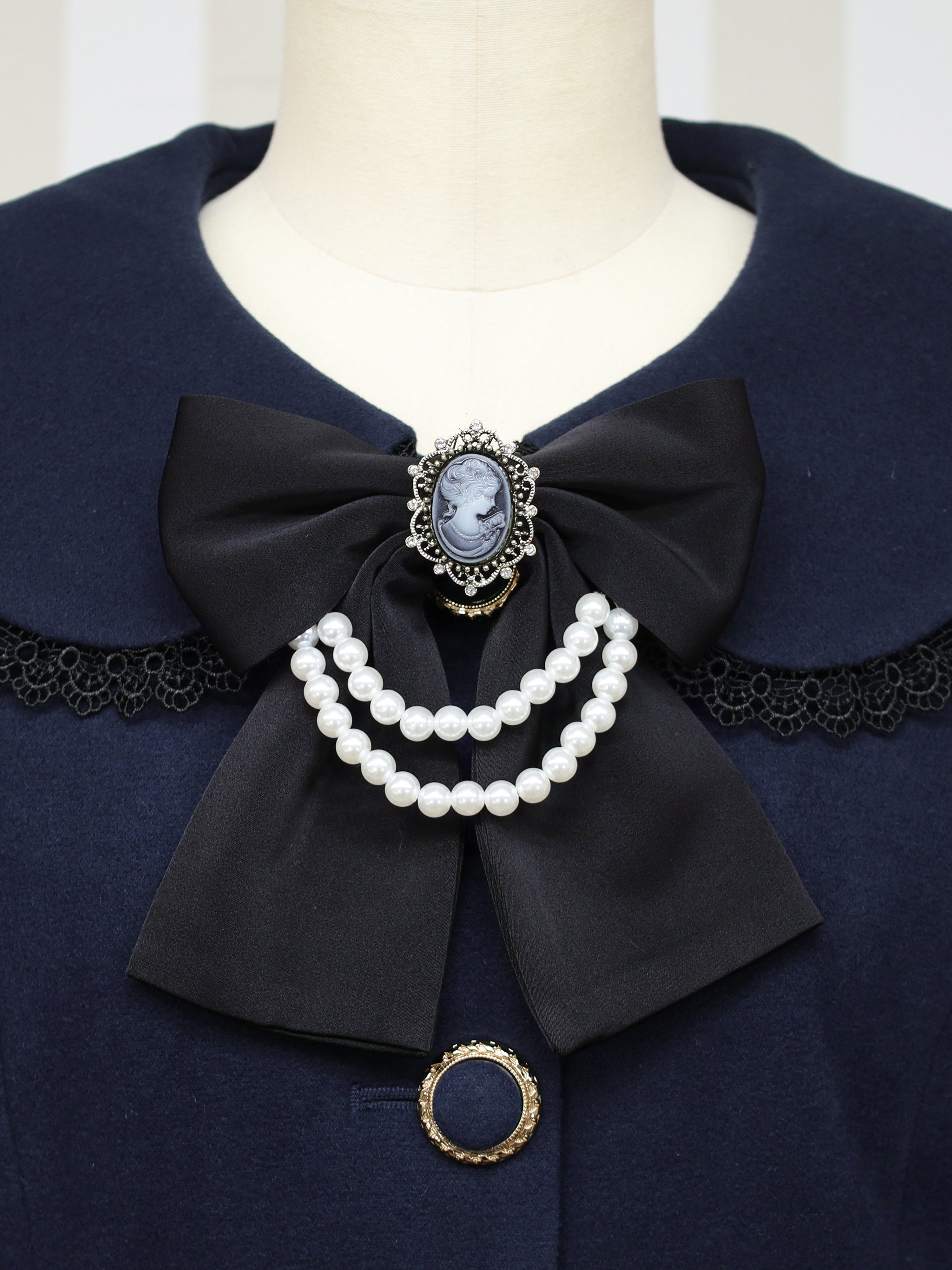 Antique Doll ケープロングコート – Amavel（アマベル）公式サイト
