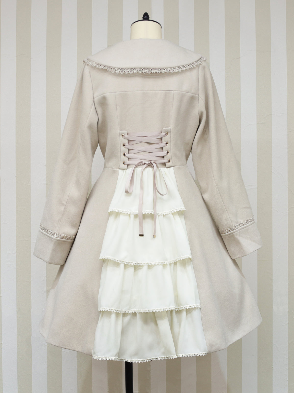 Antique Doll ケープロングコート ｜Amavel（アマベル）公式サイト