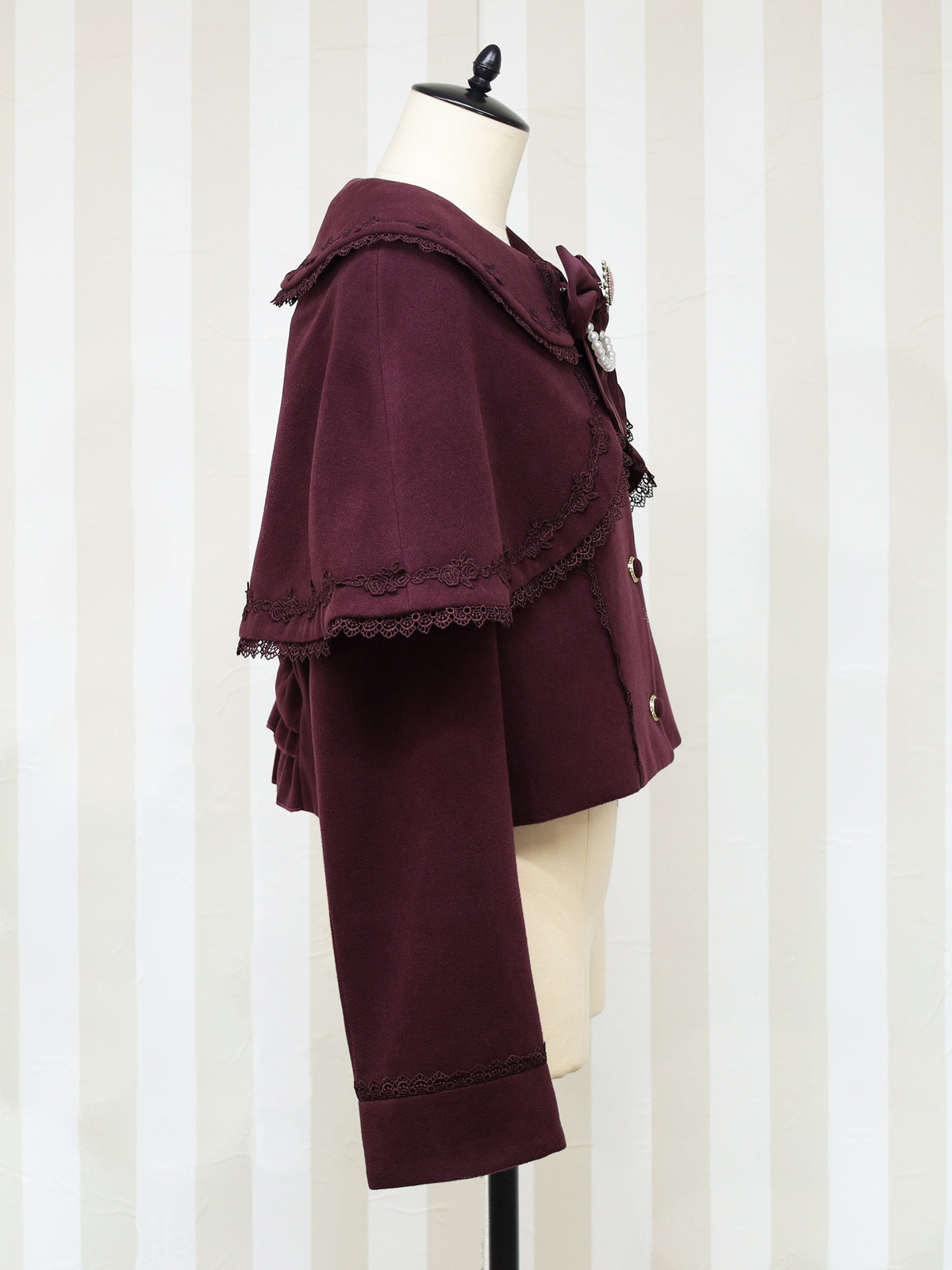 Antique Doll ケープショートコート ｜Amavel（アマベル）公式サイト