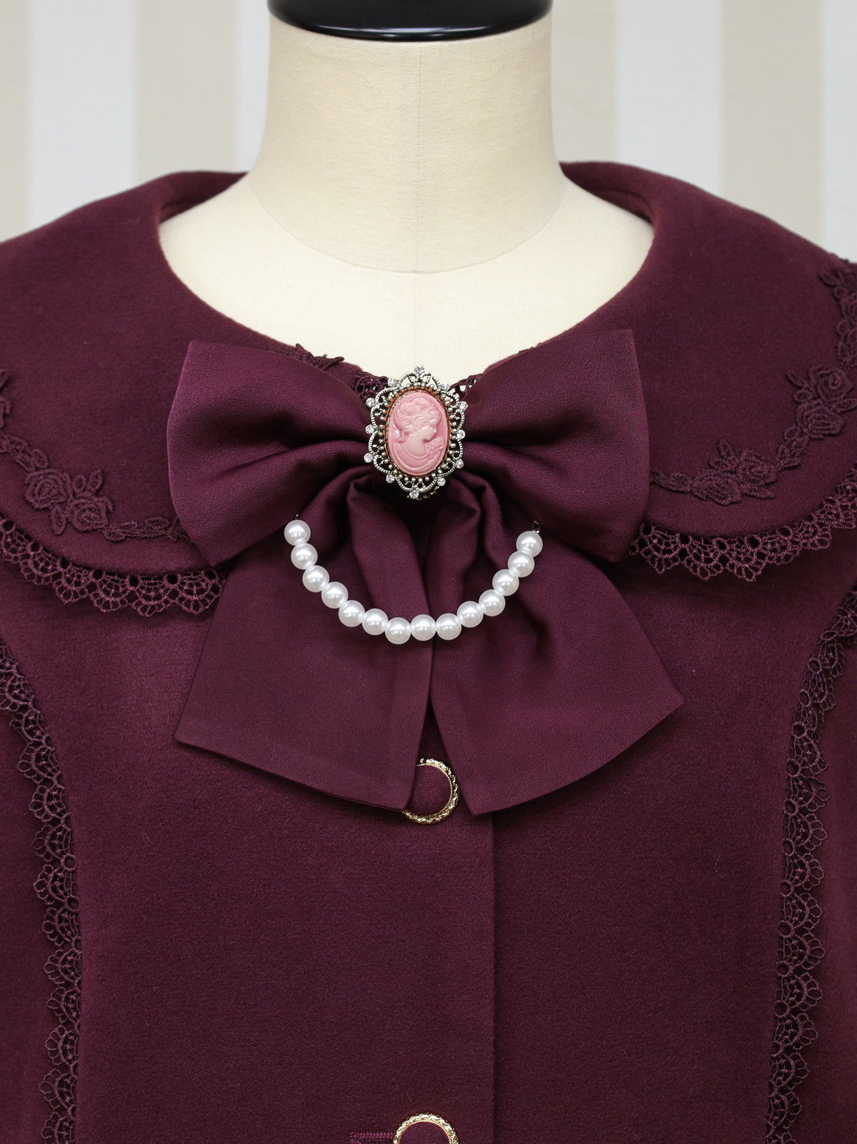 Antique Doll ケープショートコート ｜Amavel（アマベル）公式サイト