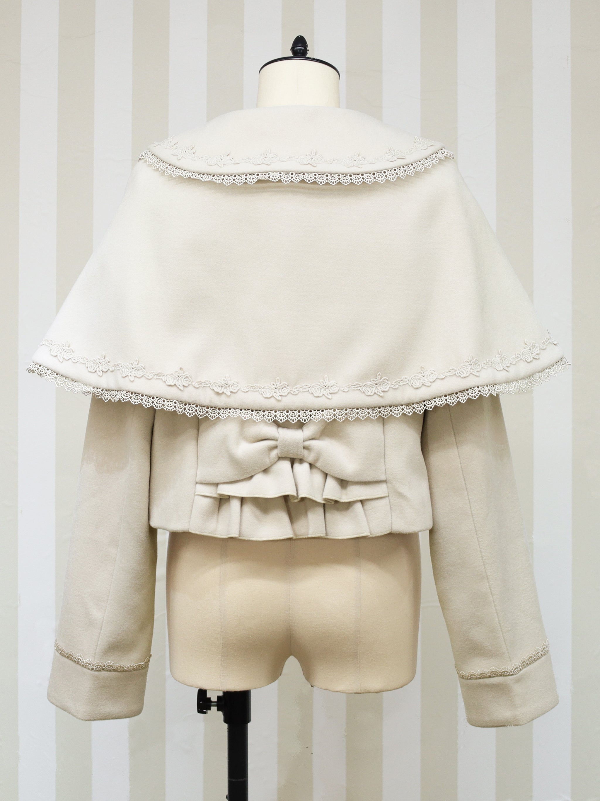 Antique Doll ケープショートコート – Amavel（アマベル）公式サイト