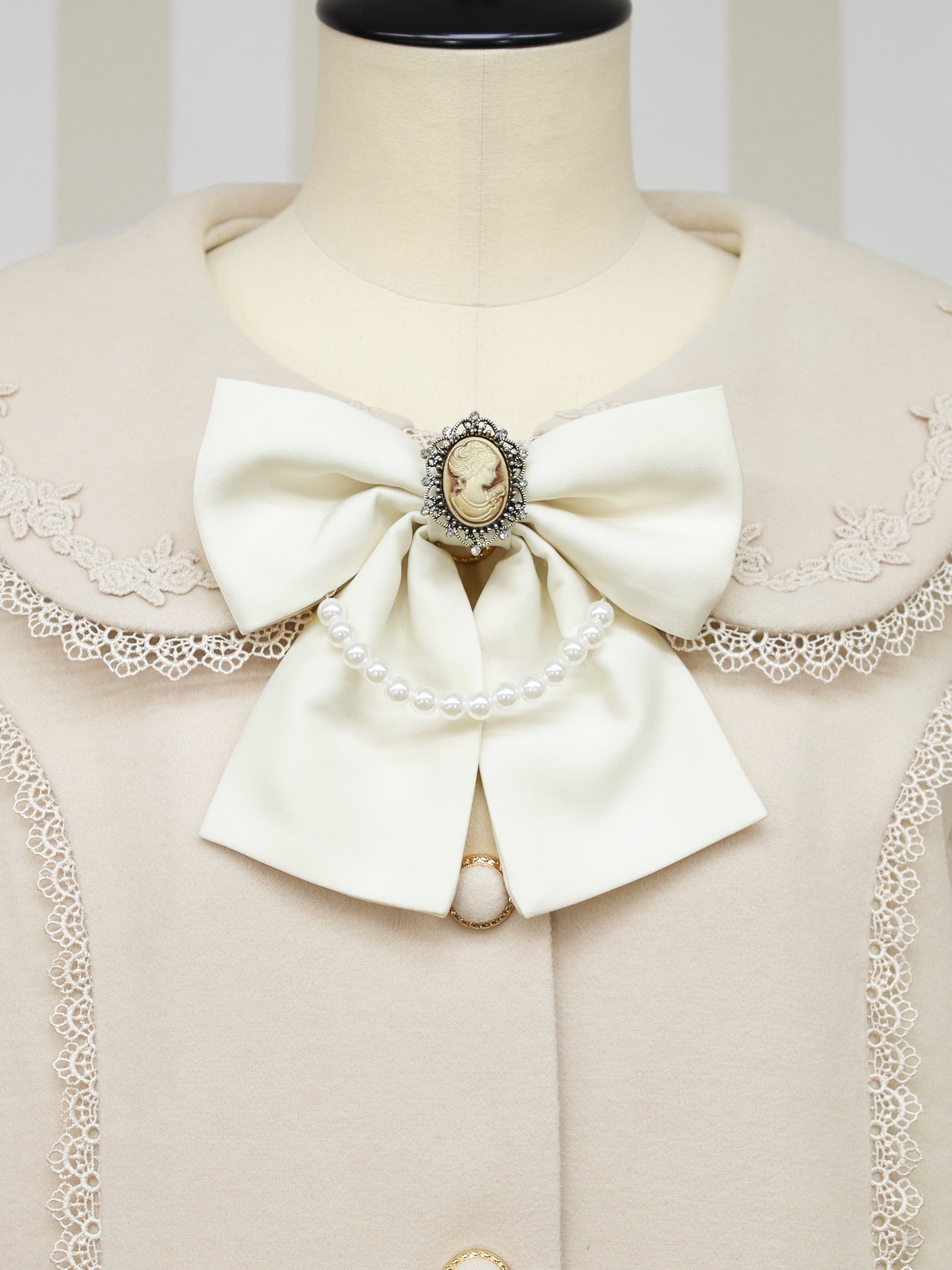 Antique Doll ケープショートコート – Amavel（アマベル）公式サイト