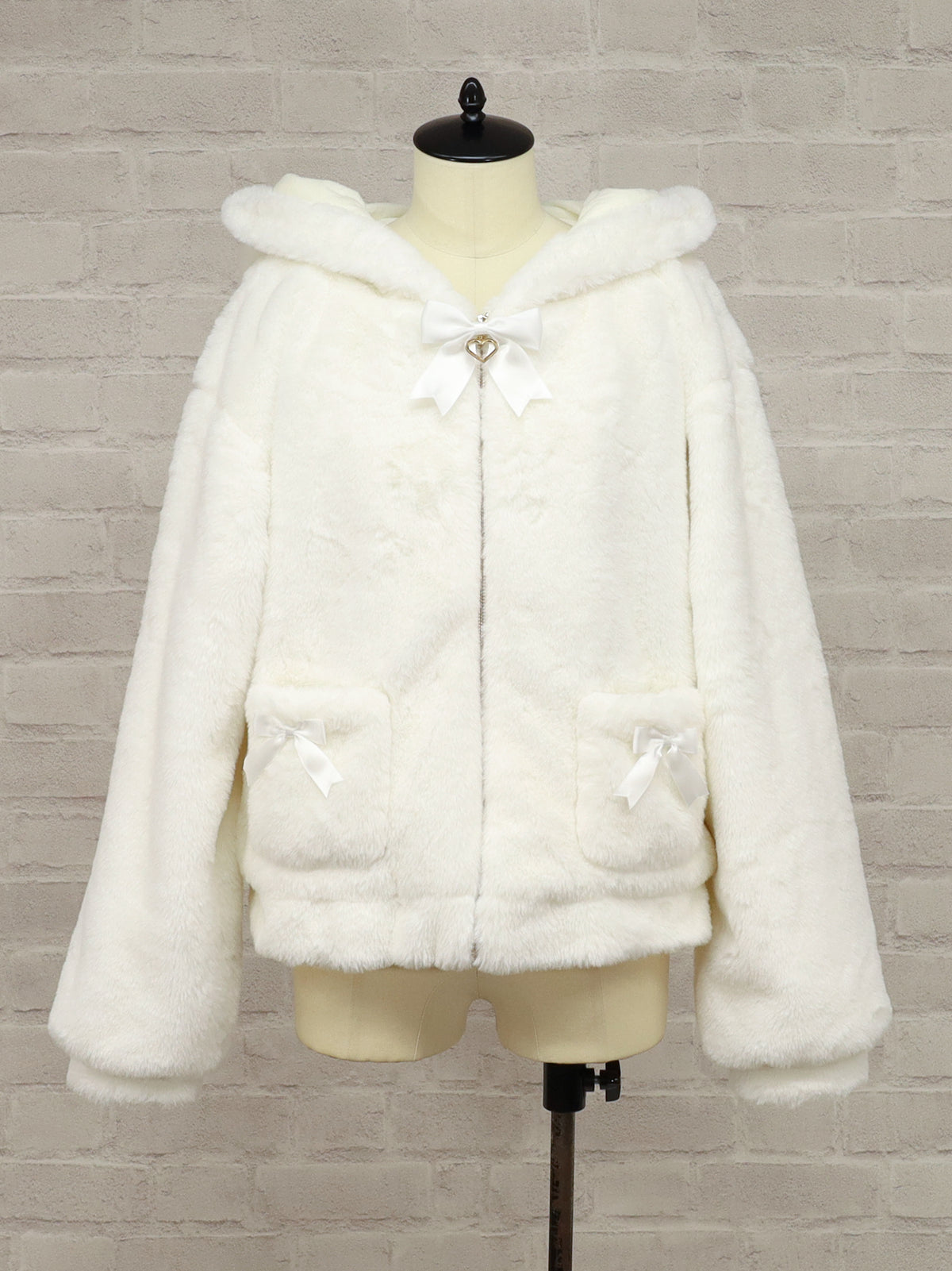 【2Buy10%除外】ねこみみファーブルゾン ｜Amavel（アマベル）公式サイト