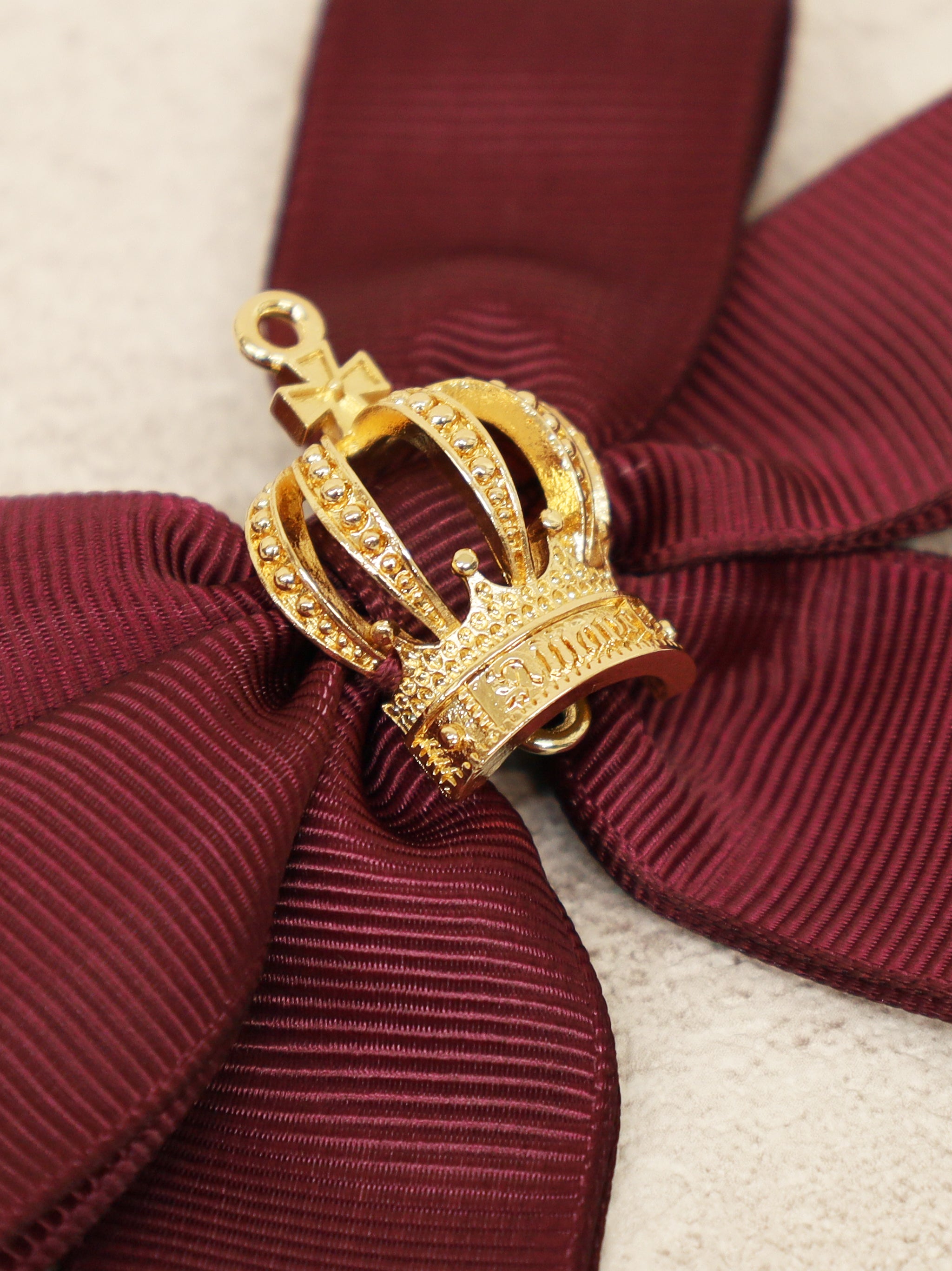 Majestic Knight フリルコットンブラウス ｜Amavel（アマベル）公式サイト