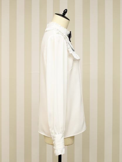 Romantic Märchen フリルブラウス ｜Amavel（アマベル）公式サイト