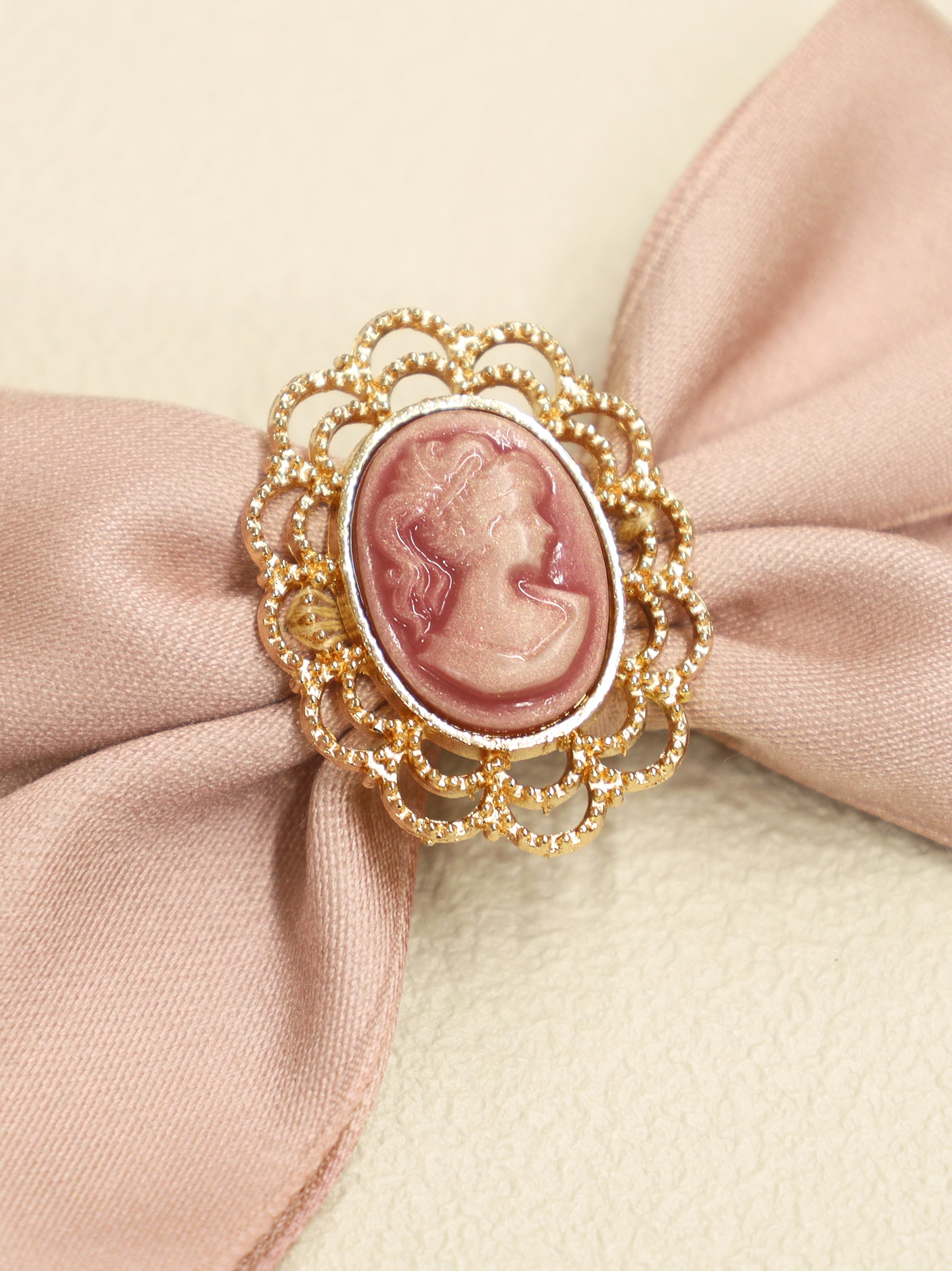 Romantic Märchen フリルブラウス ｜Amavel（アマベル）公式サイト