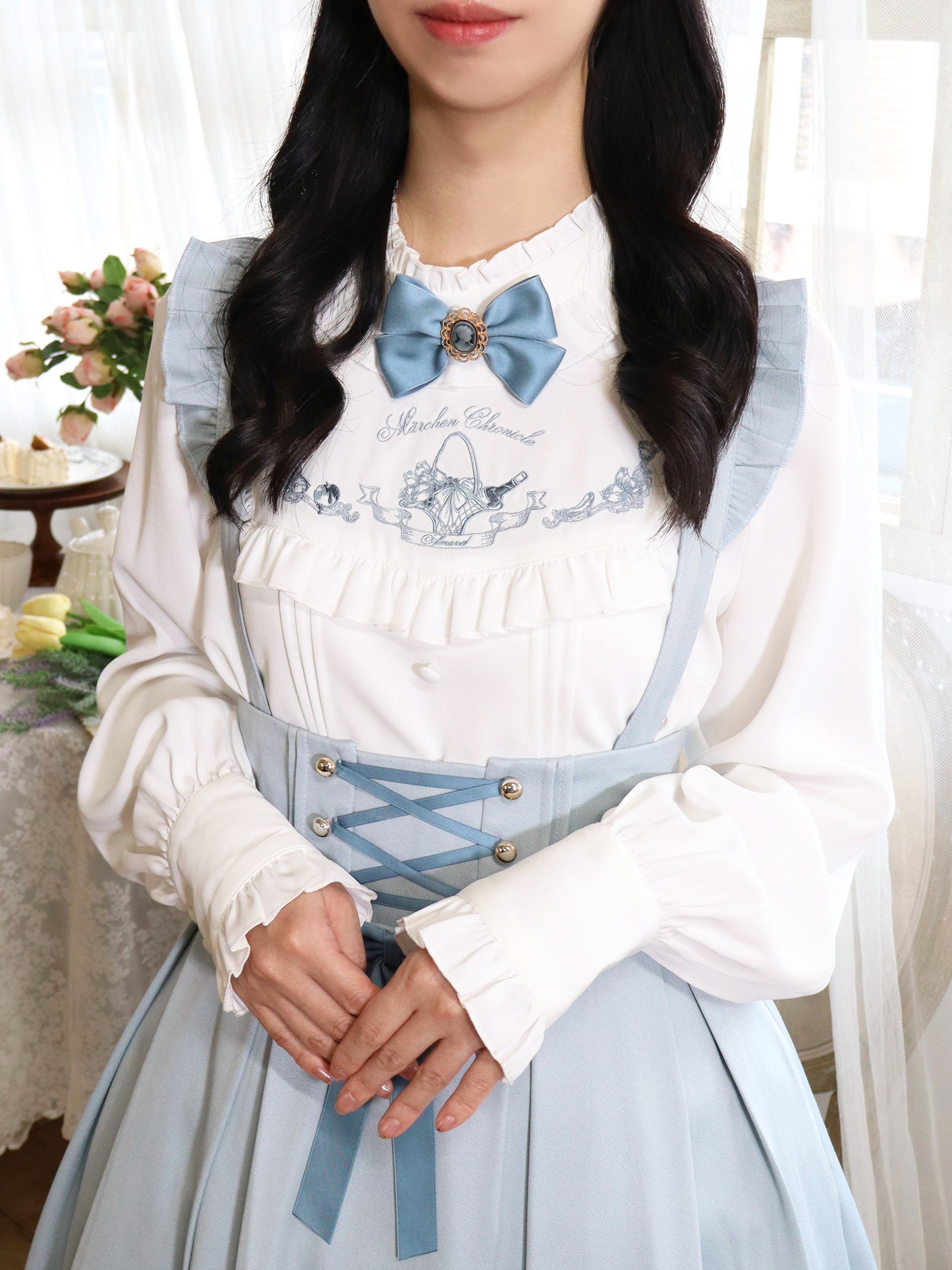 Romantic Märchen フリルブラウス サックス（SaxeBlue） FREE ｜Amavel（アマベル）公式サイト