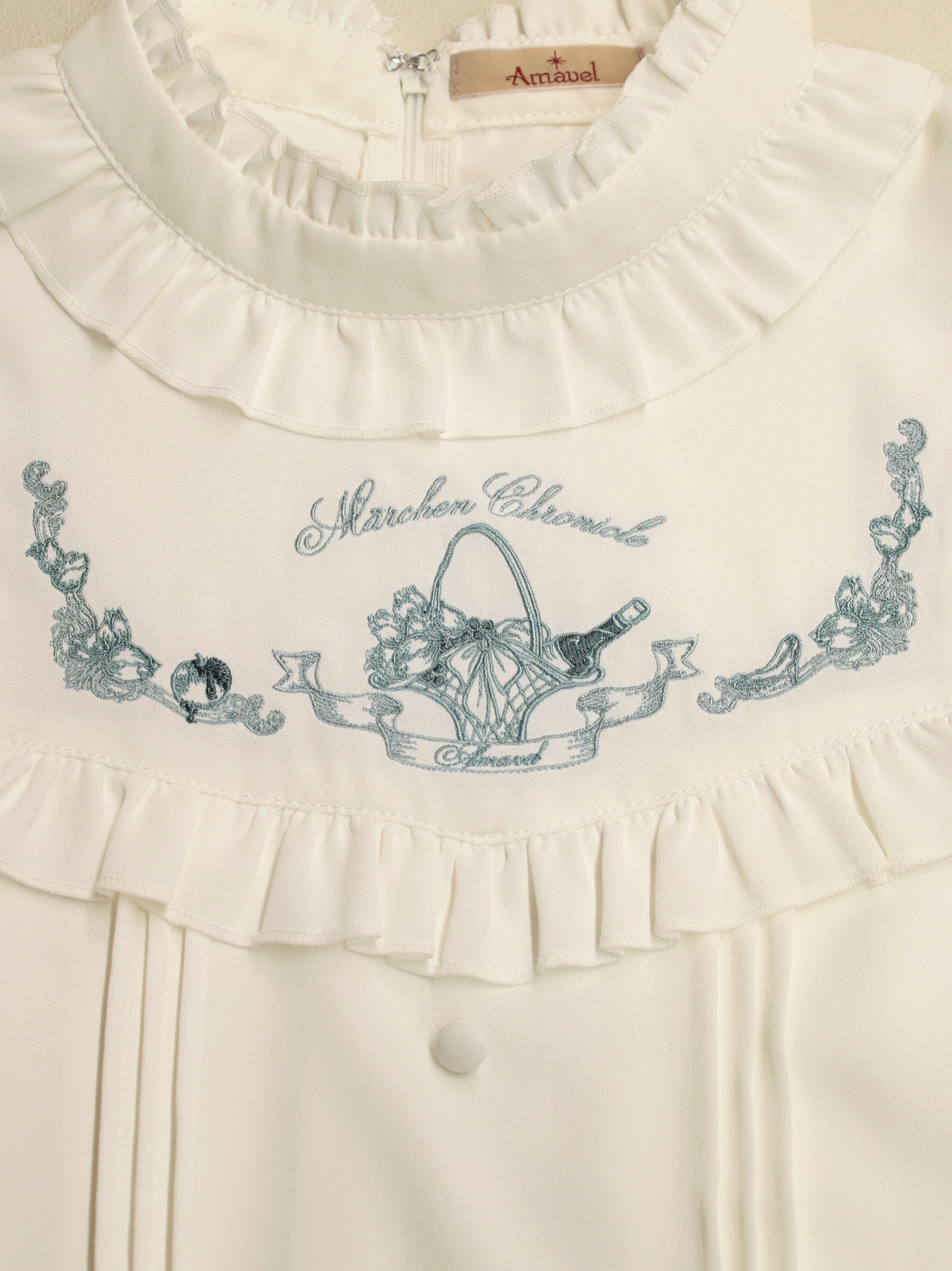 Romantic Märchen フリルブラウス ｜Amavel（アマベル）公式サイト