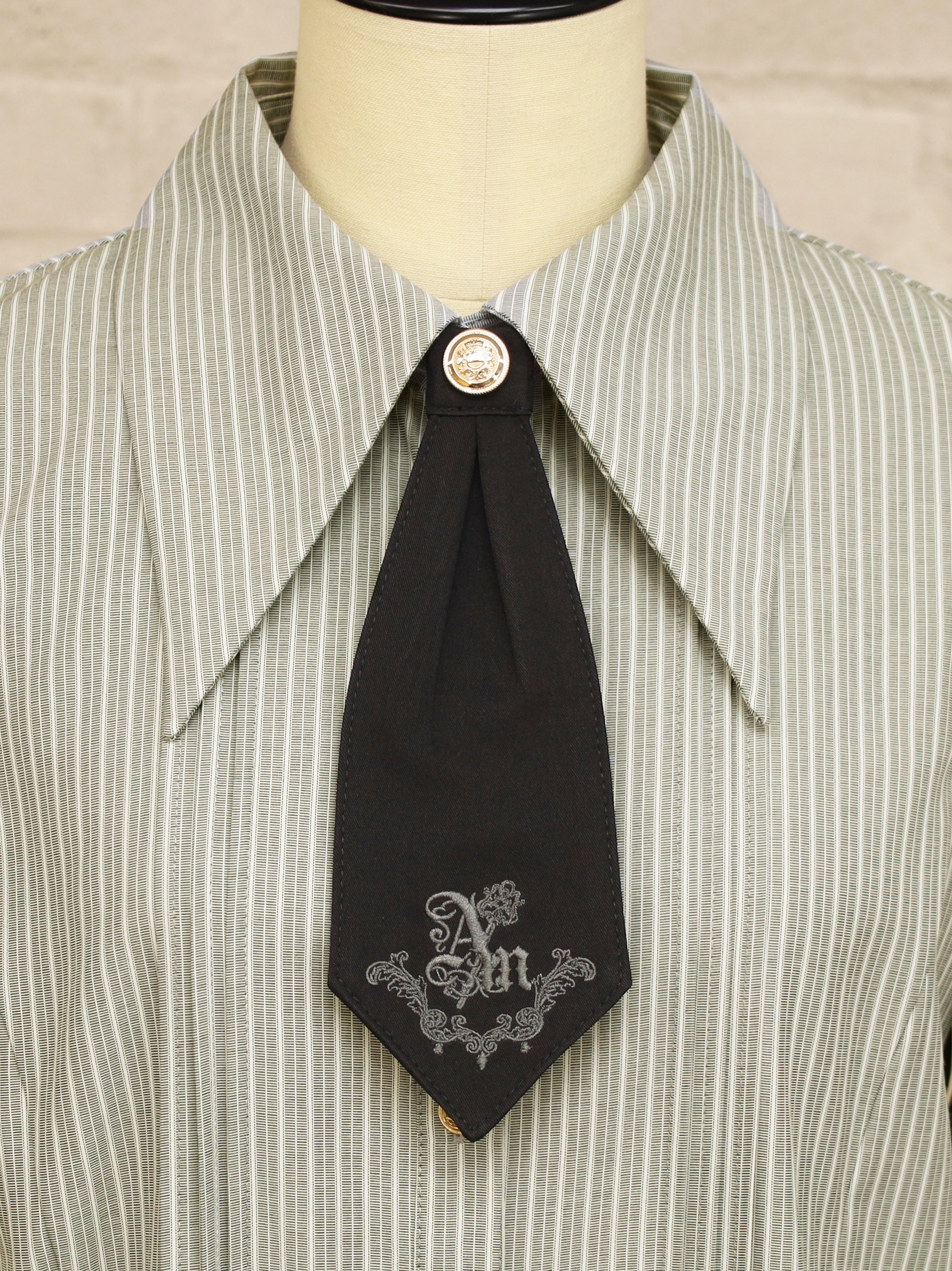 Stately Emblem シャツブラウス ｜Amavel（アマベル）公式サイト