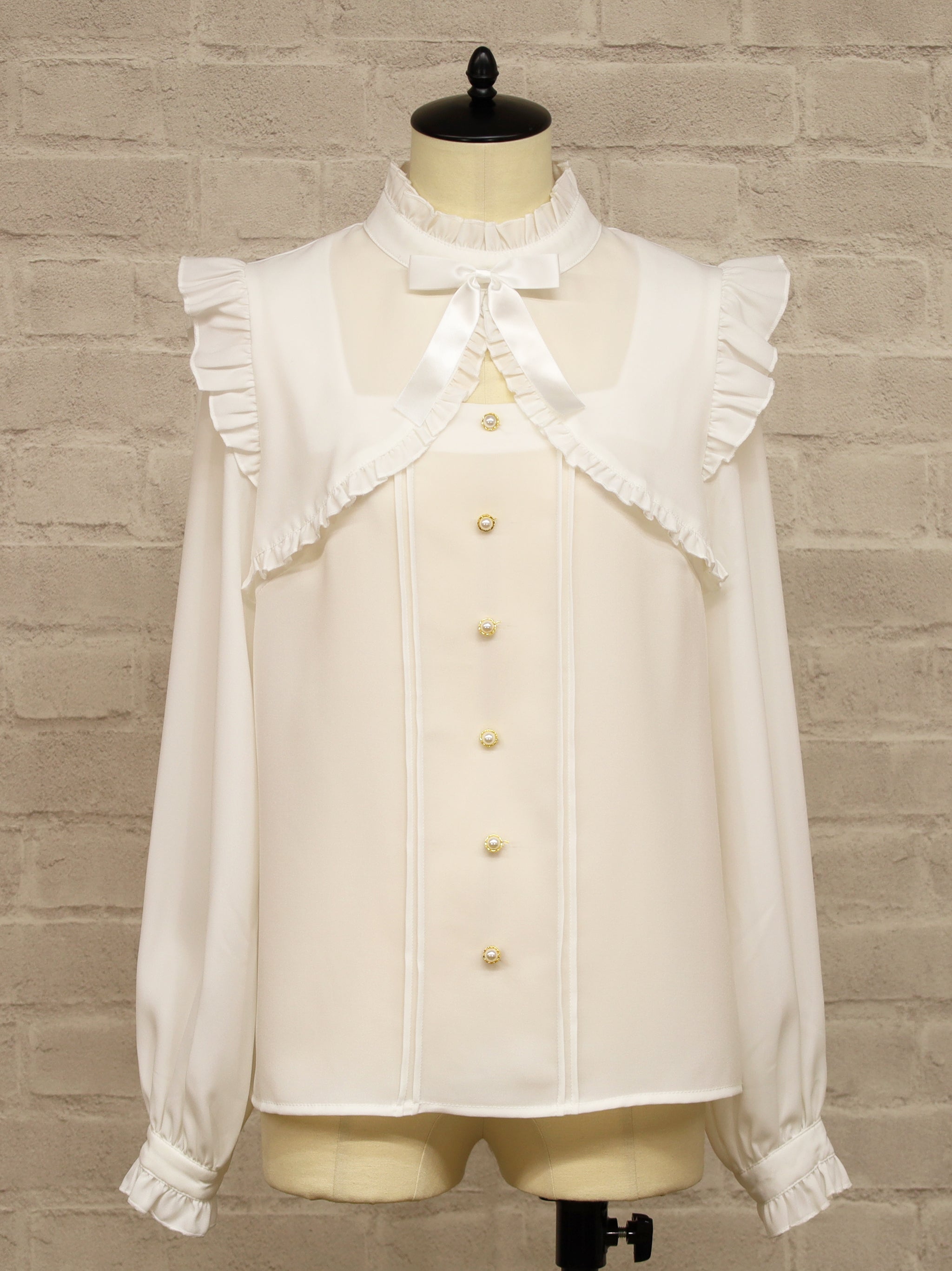 Light Blossom デコルテオープンブラウス アイボリー（Ivory） FREE ｜Amavel（アマベル）公式サイト