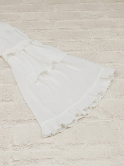 Antique Claspフリルブラウス ｜Amavel（アマベル）公式サイト