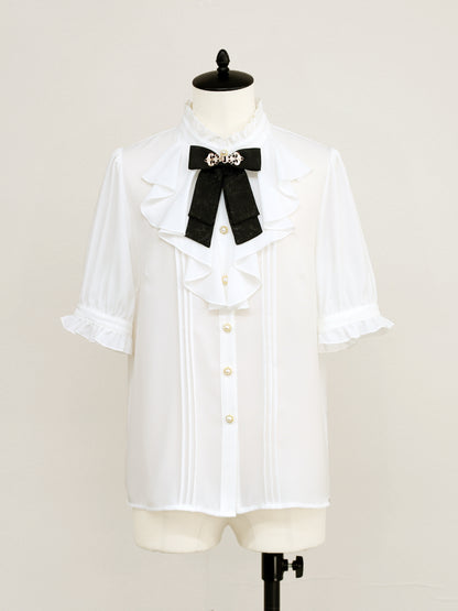 Antique Claspフリルブラウス ｜Amavel（アマベル）公式サイト