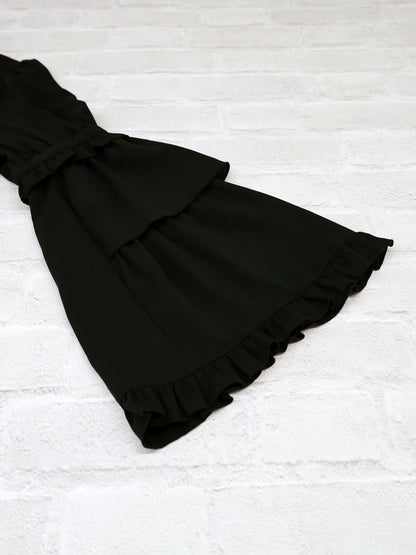 Antique Claspフリルブラウス ｜Amavel（アマベル）公式サイト