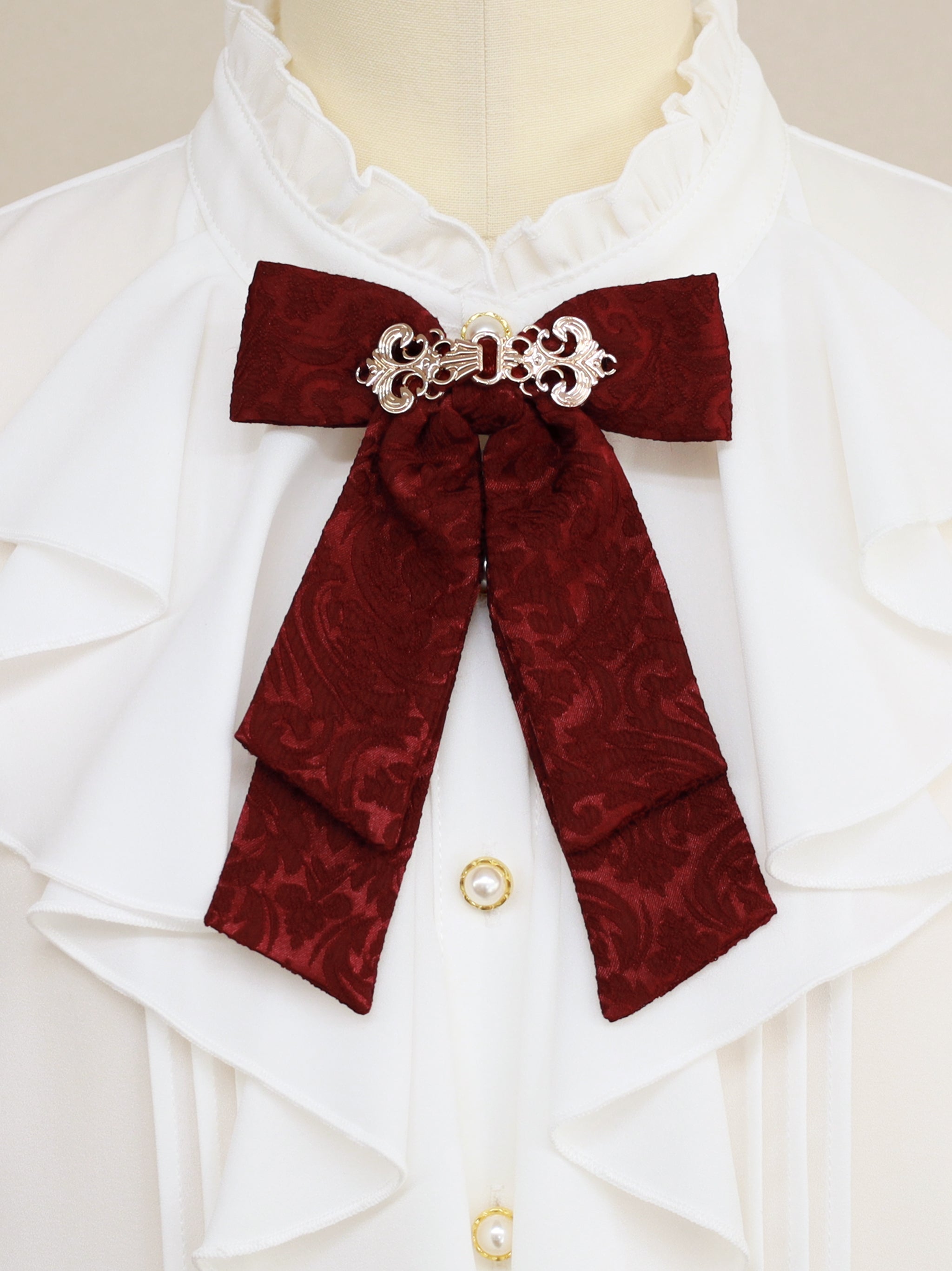 Antique Claspフリルブラウス ｜Amavel（アマベル）公式サイト