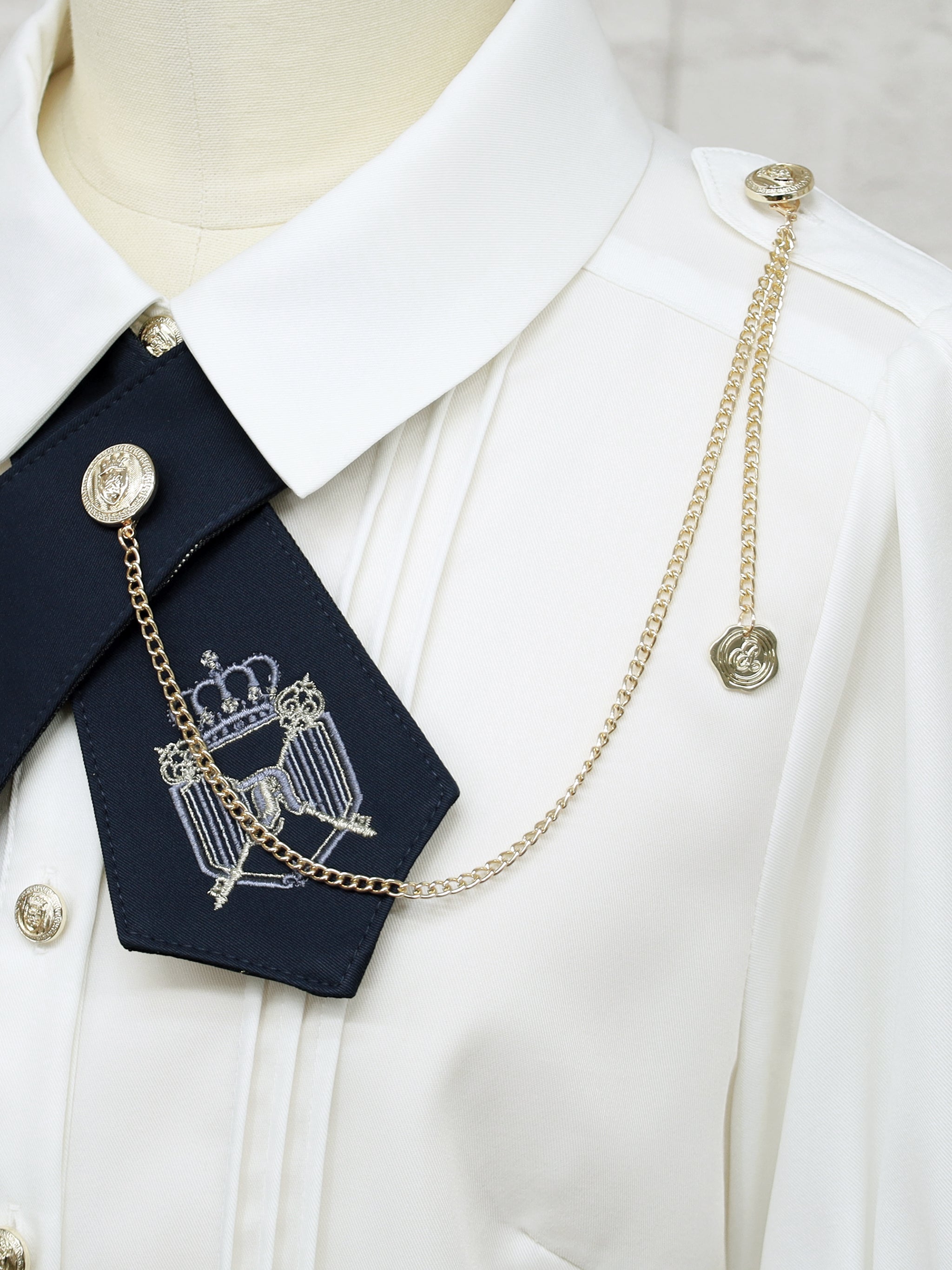 Royal Emblem クロスタイブラウス ｜Amavel（アマベル）公式サイト