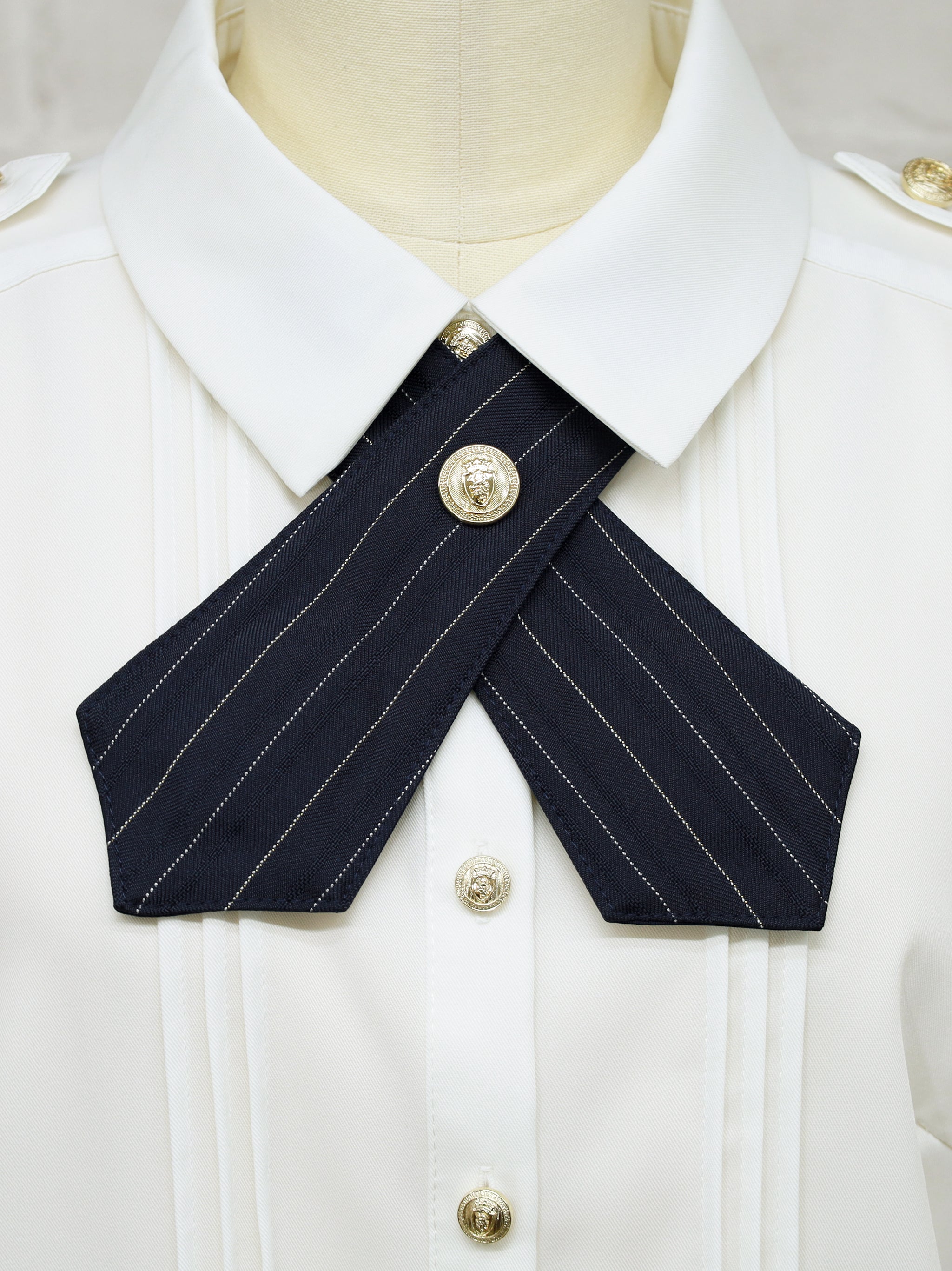 Royal Emblem クロスタイブラウス ｜Amavel（アマベル）公式サイト