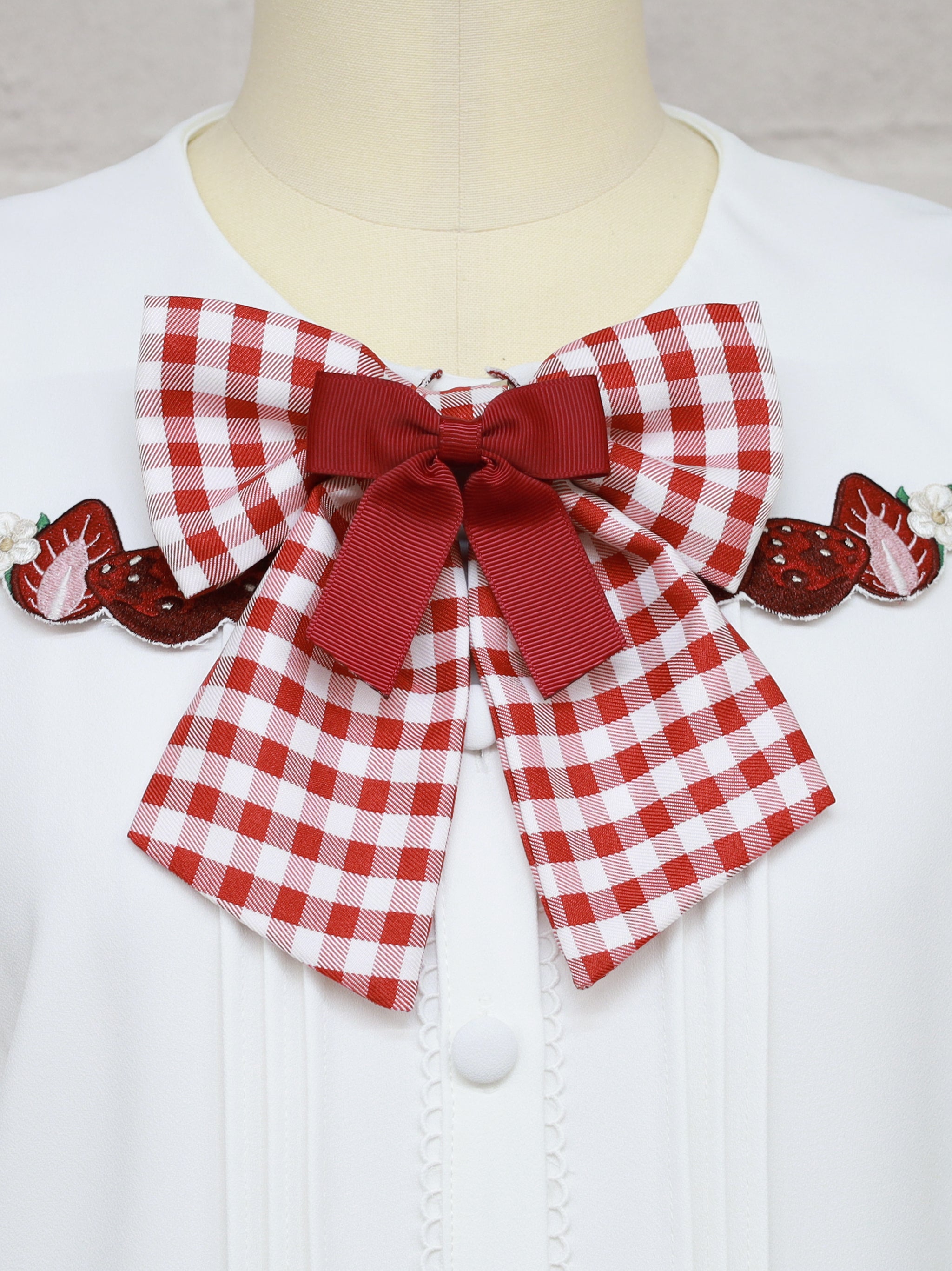 Berry Pâtisserie ブラウス – Amavel（アマベル）公式サイト