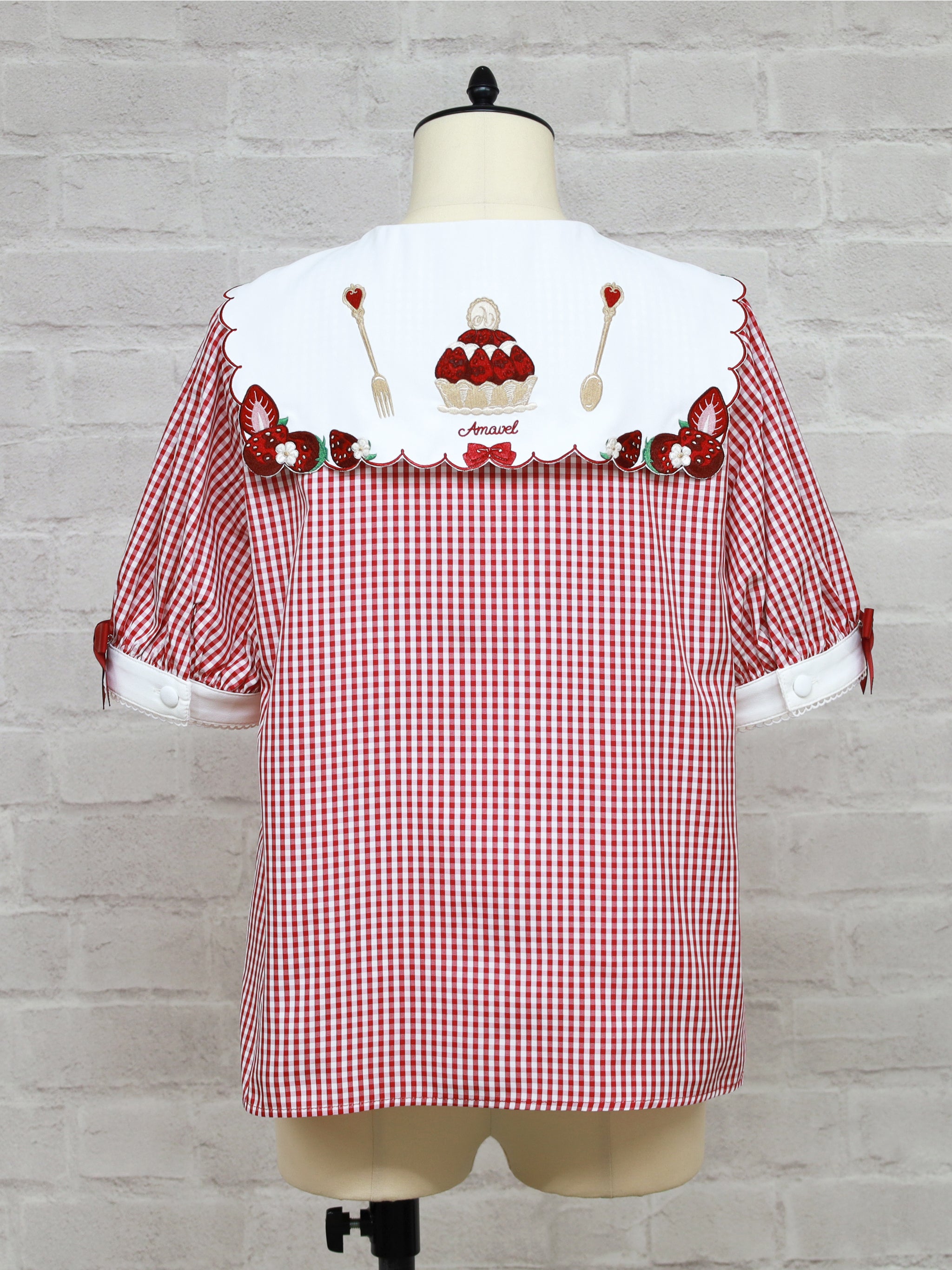 Berry Pâtisserie ブラウス ｜Amavel（アマベル）公式サイト