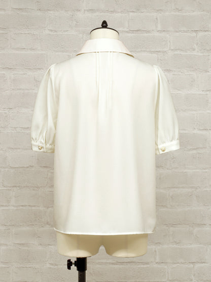 Classical Doll カメオリボンブラウス ｜Amavel（アマベル）公式サイト