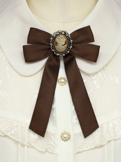 Classical Doll カメオリボンブラウス ｜Amavel（アマベル）公式サイト