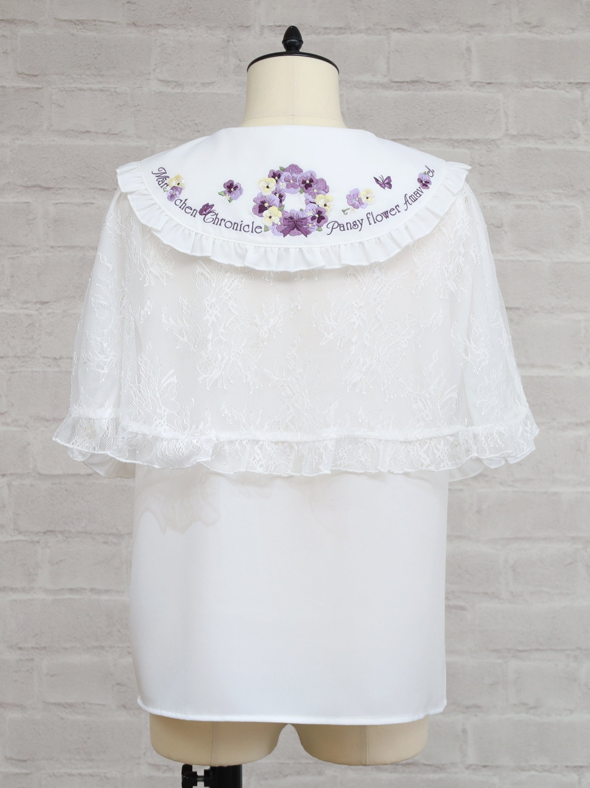 Märchen Pansy レースブラウス ｜Amavel（アマベル）公式サイト