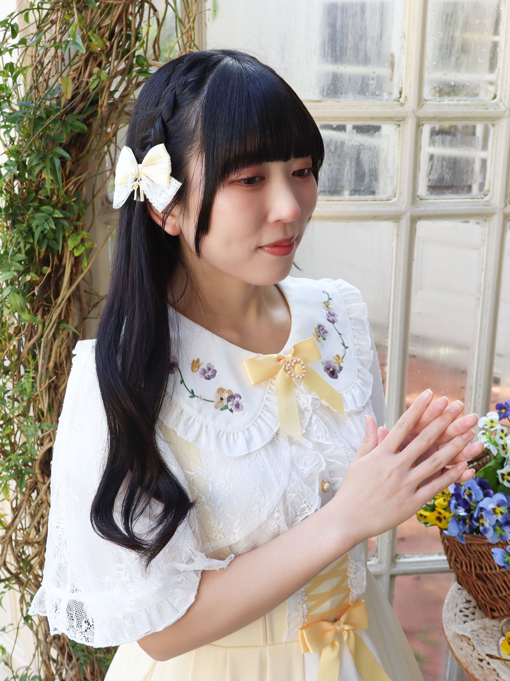 Märchen Pansy レースブラウス イエロー（Yellow） FREE ｜Amavel（アマベル）公式サイト