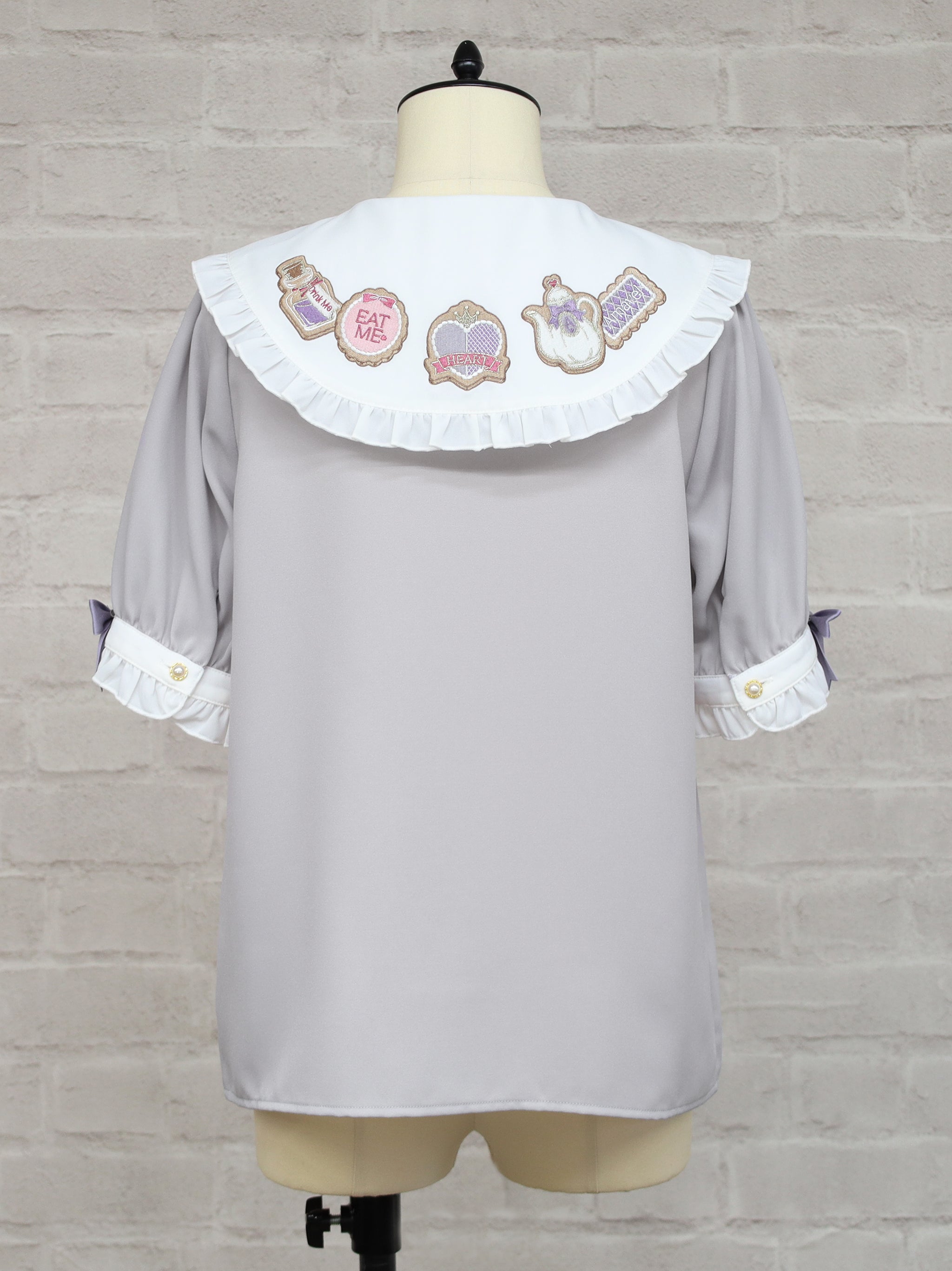 【メンバーズセール対象】Märchen TeaParty ブラウス ｜Amavel（アマベル）公式サイト