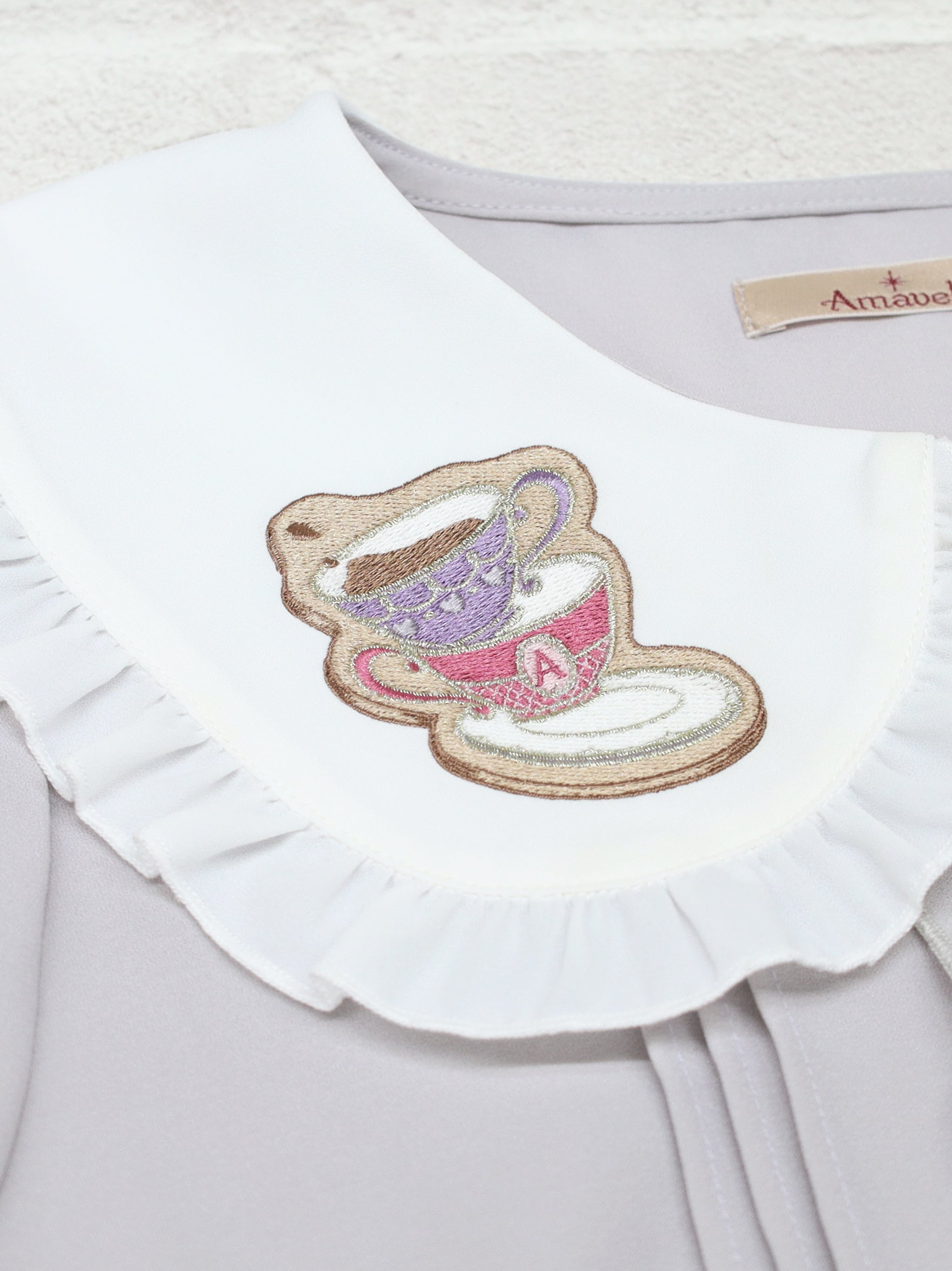【メンバーズセール対象】Märchen TeaParty ブラウス ｜Amavel（アマベル）公式サイト