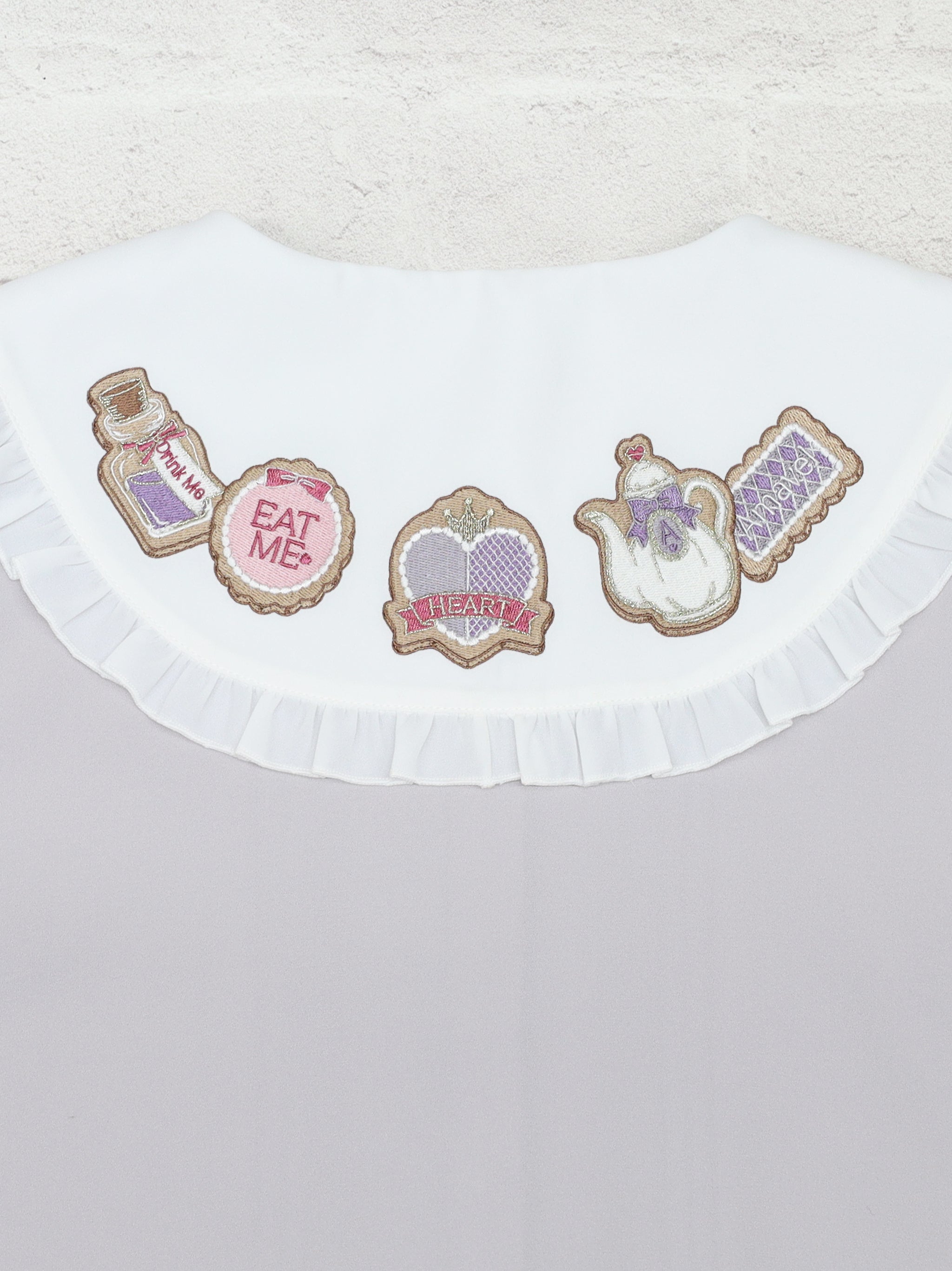 【メンバーズセール対象】Märchen TeaParty ブラウス ｜Amavel（アマベル）公式サイト