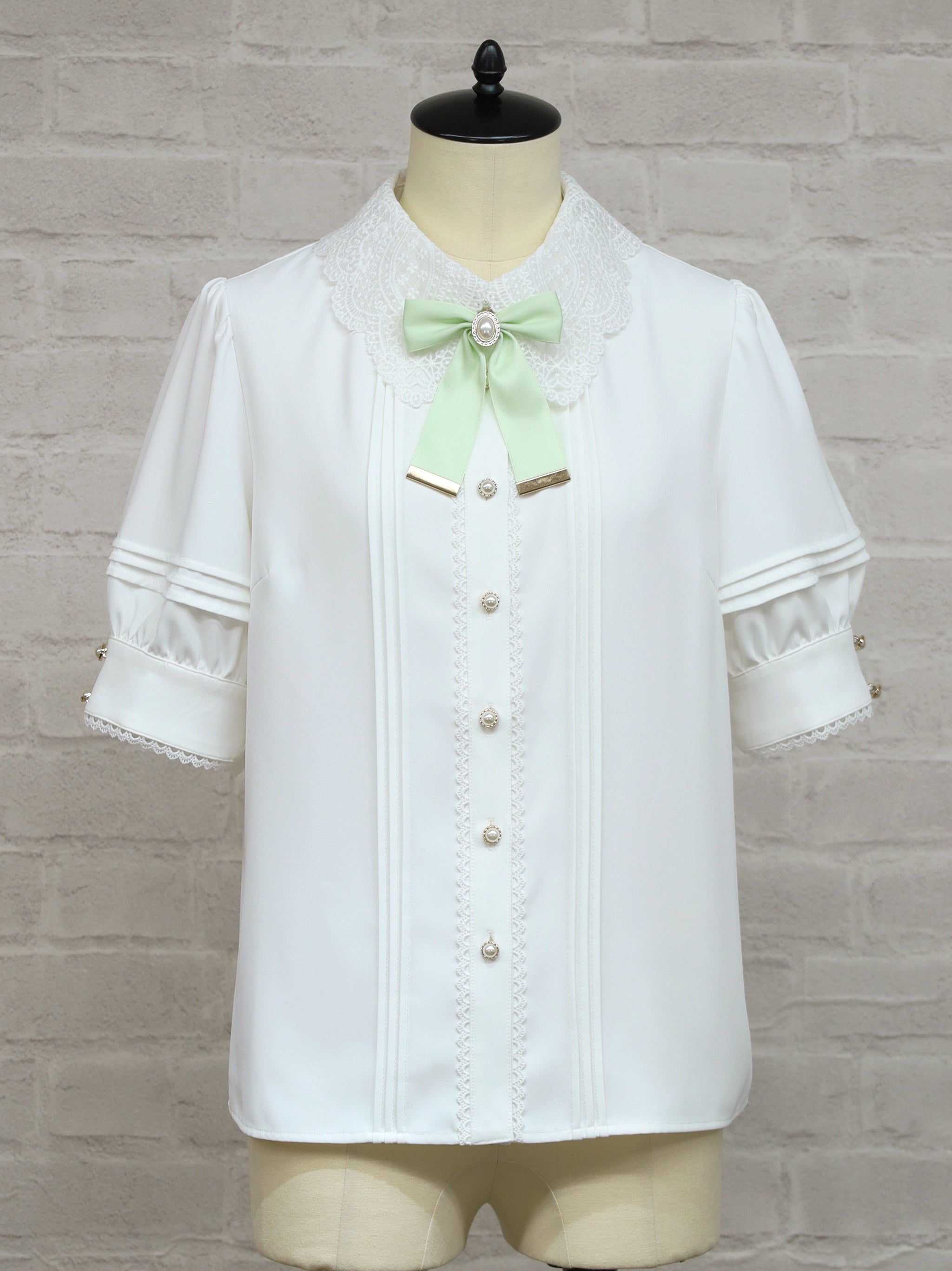 Classical Doll レース襟ブラウス ミントグリーン（Mint Green） FREE ｜Amavel（アマベル）公式サイト