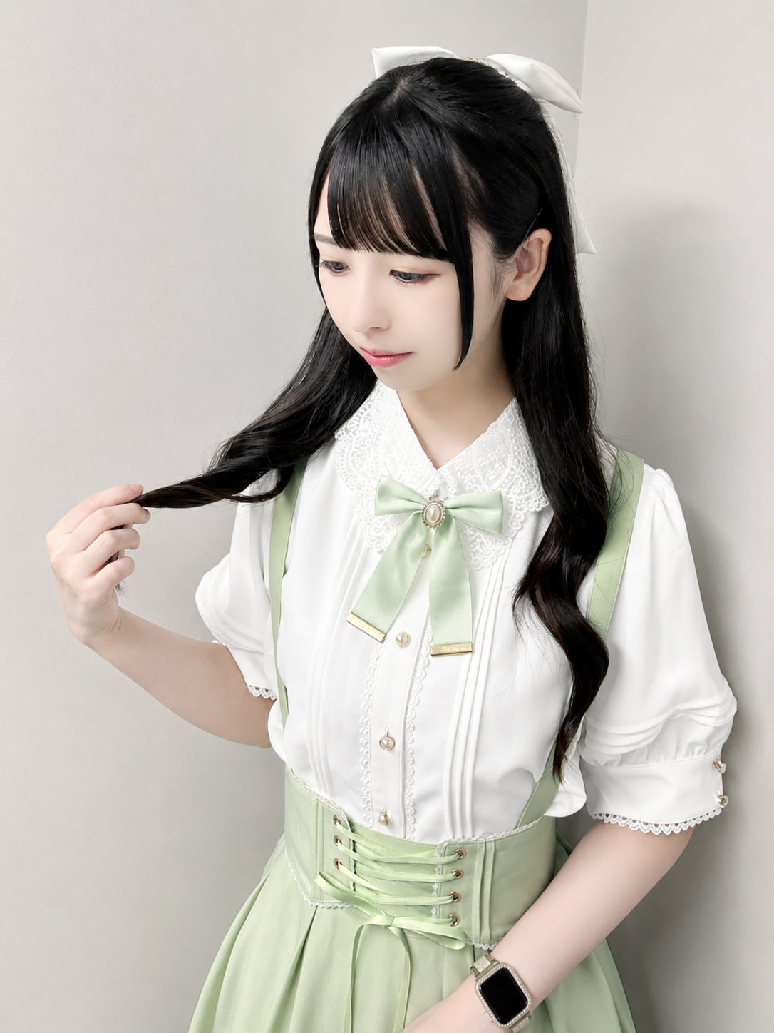 Classical Doll レース襟ブラウス