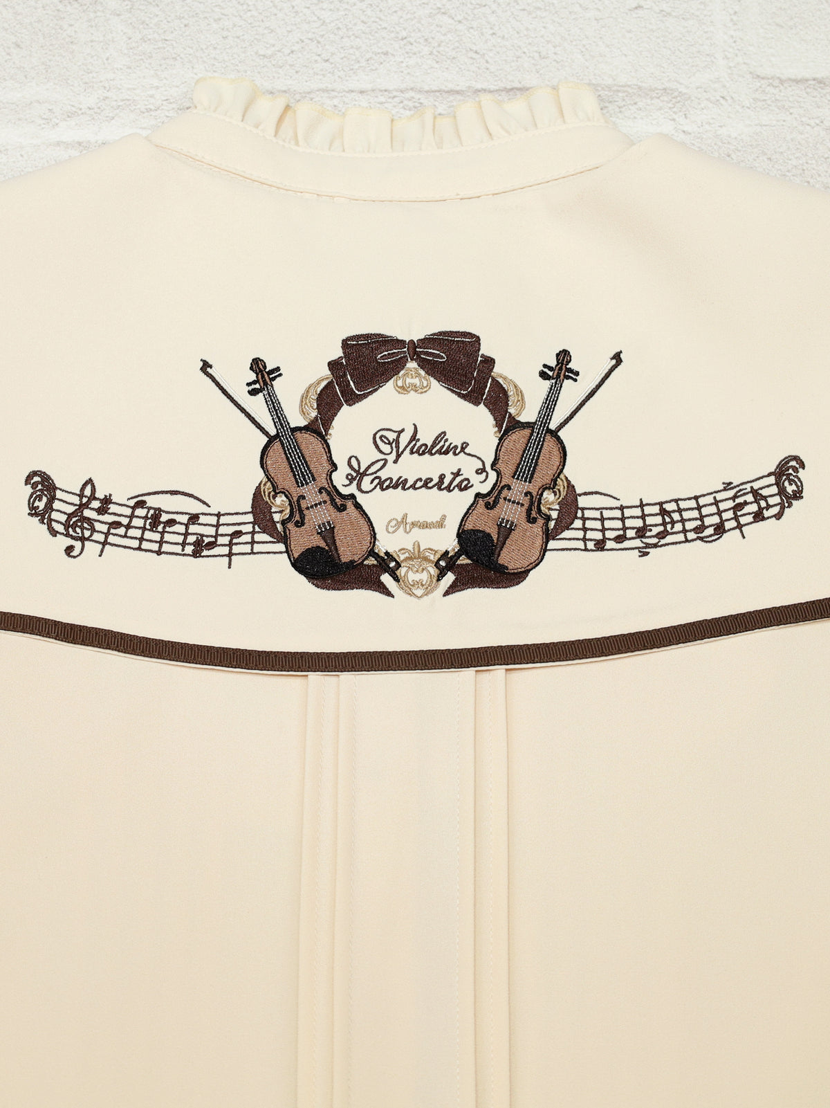 Violin Concerto 付け衿ブラウス